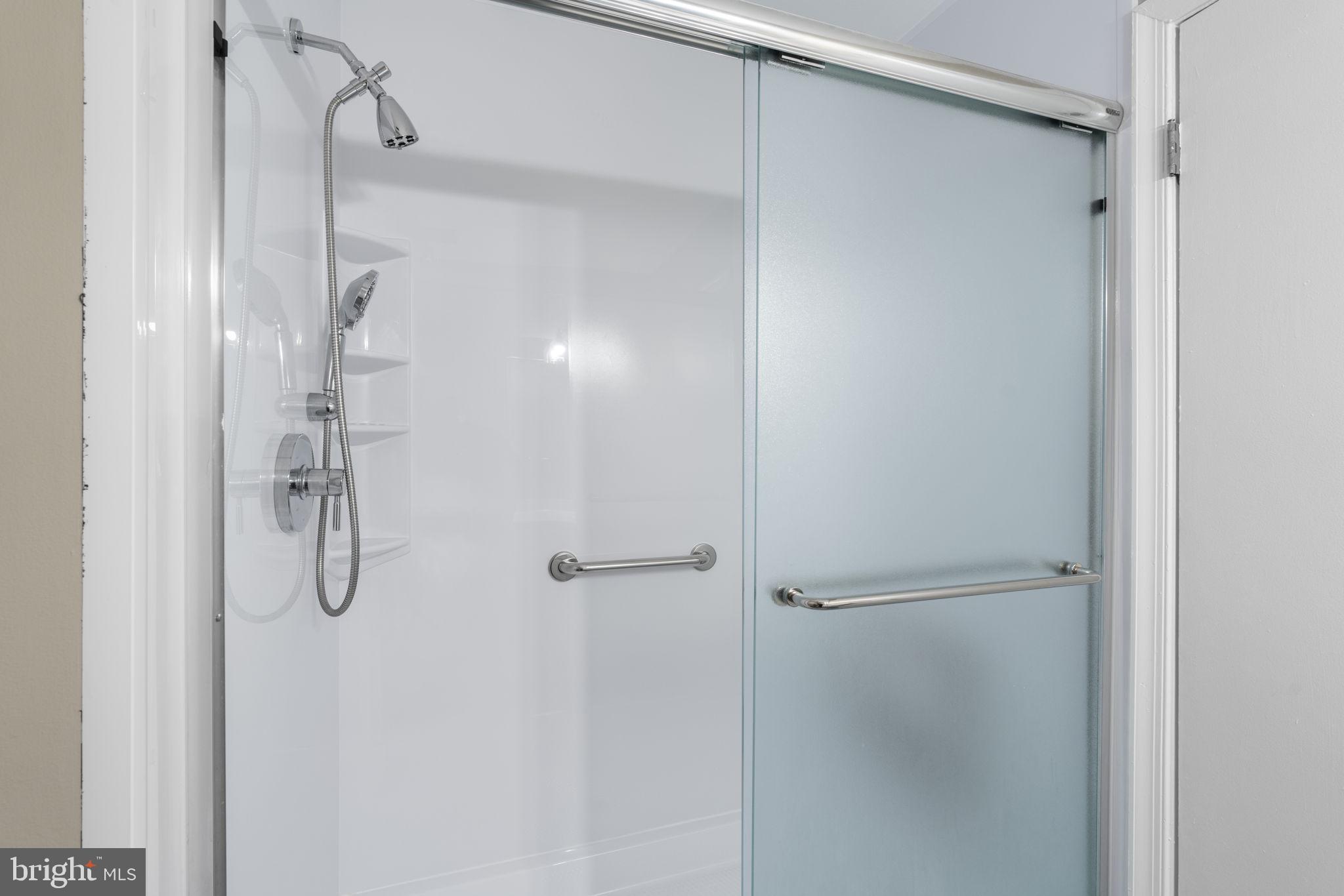 VILLAGE OF HICKORY RIDGE - Residential