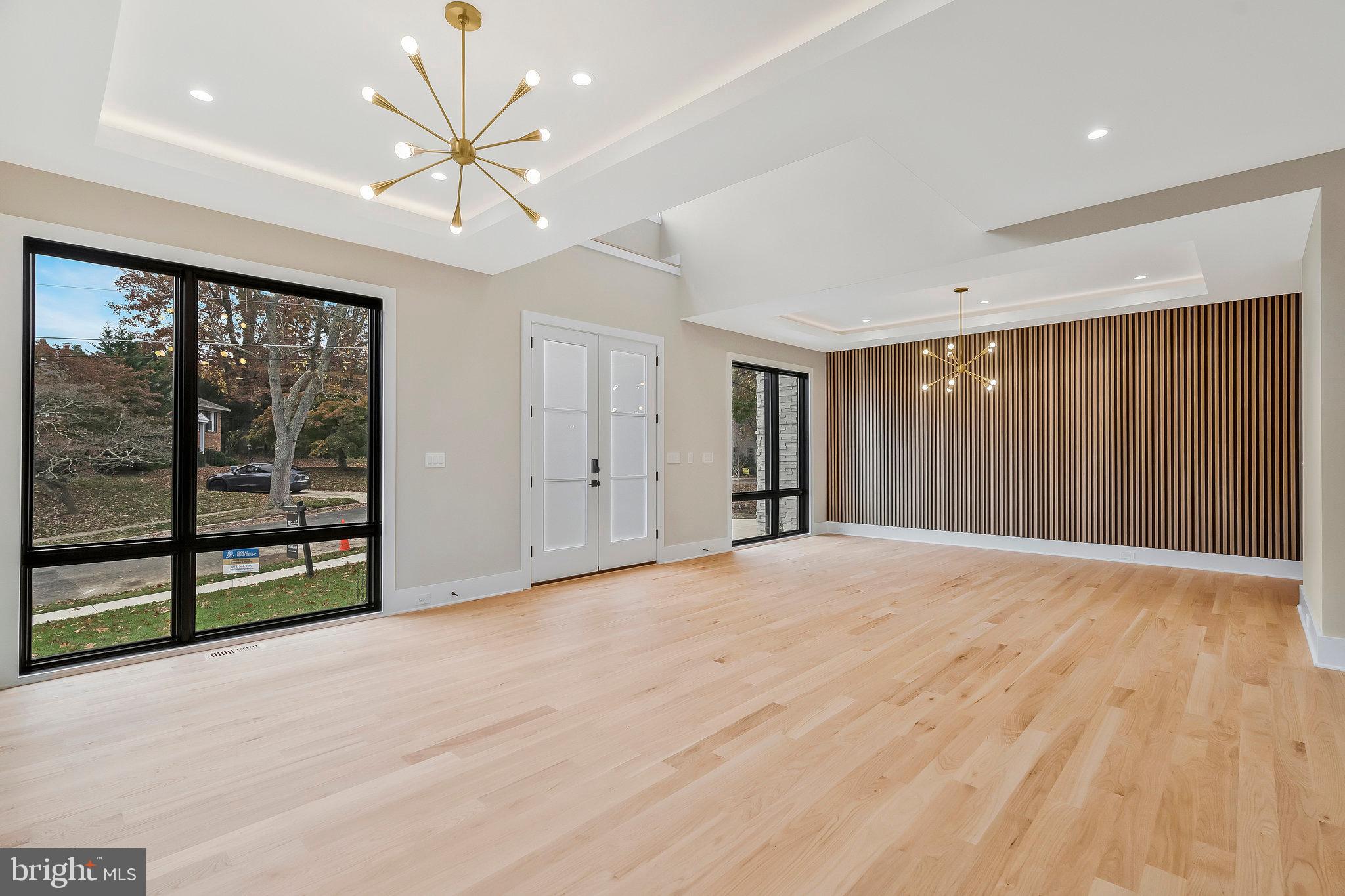 FOXHALL - Residential