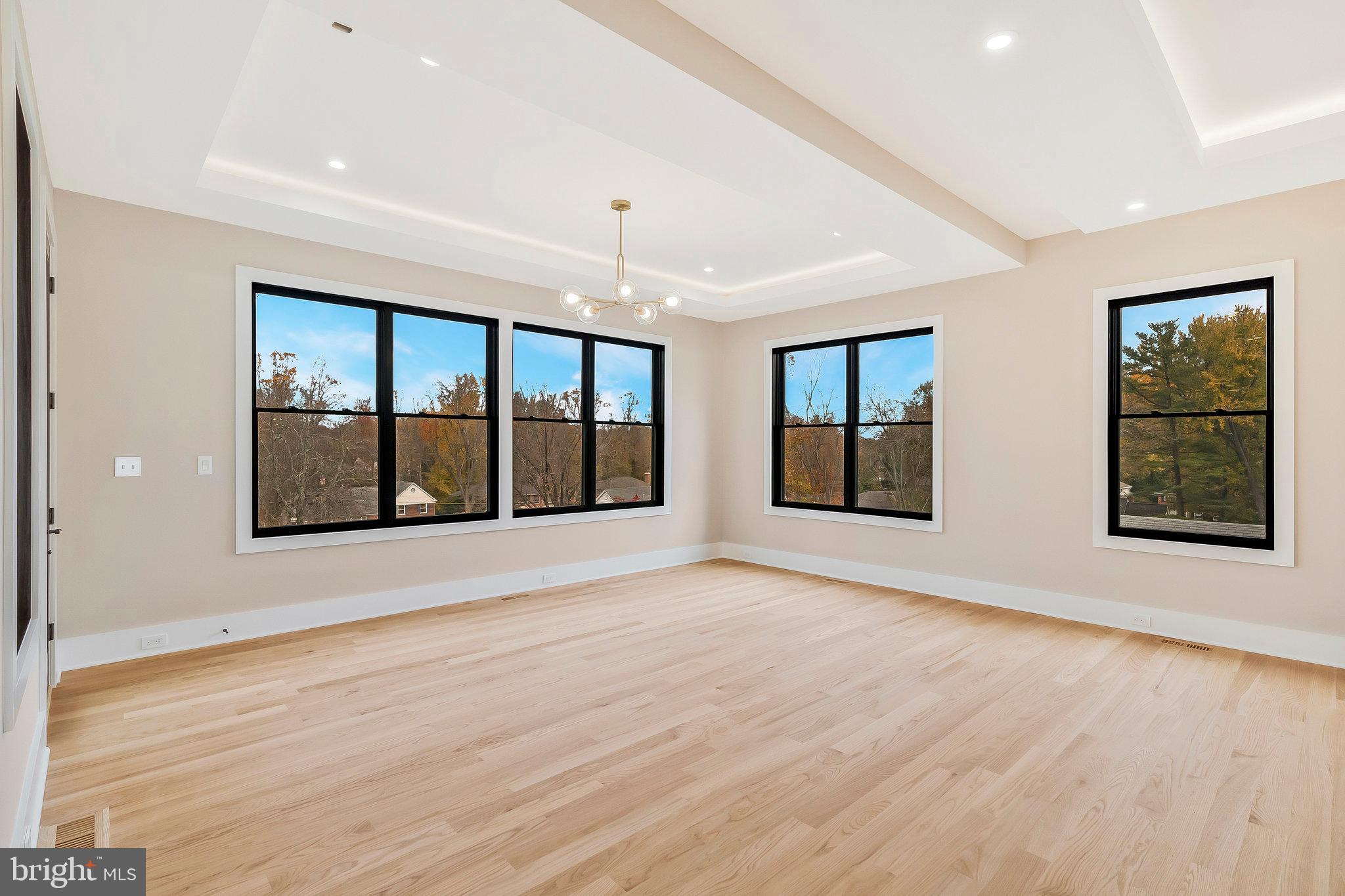 FOXHALL - Residential