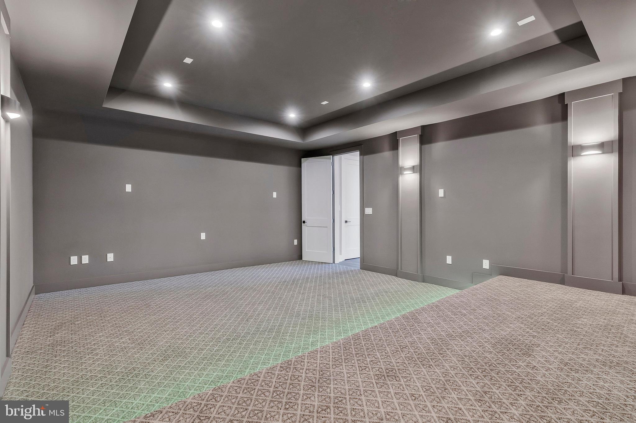 FOXHALL - Residential