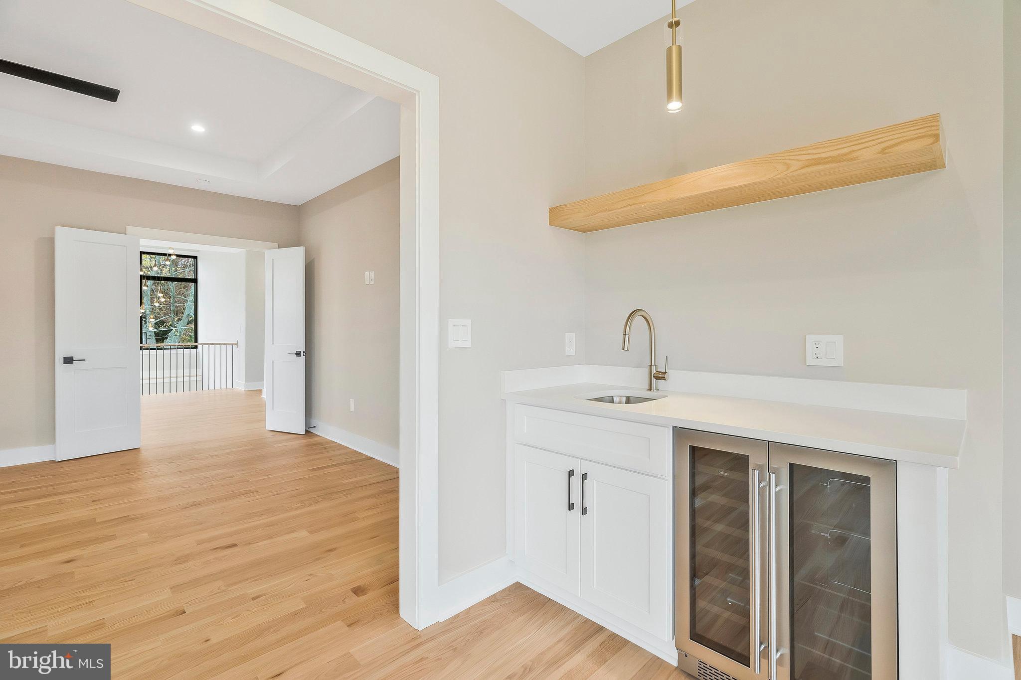 FOXHALL - Residential