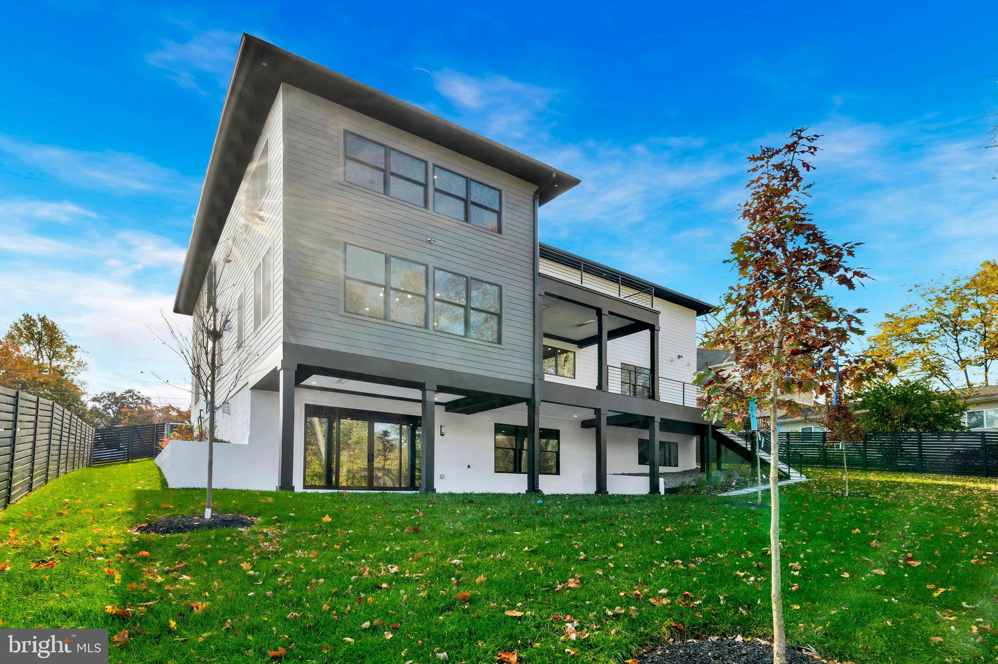 FOXHALL - Residential