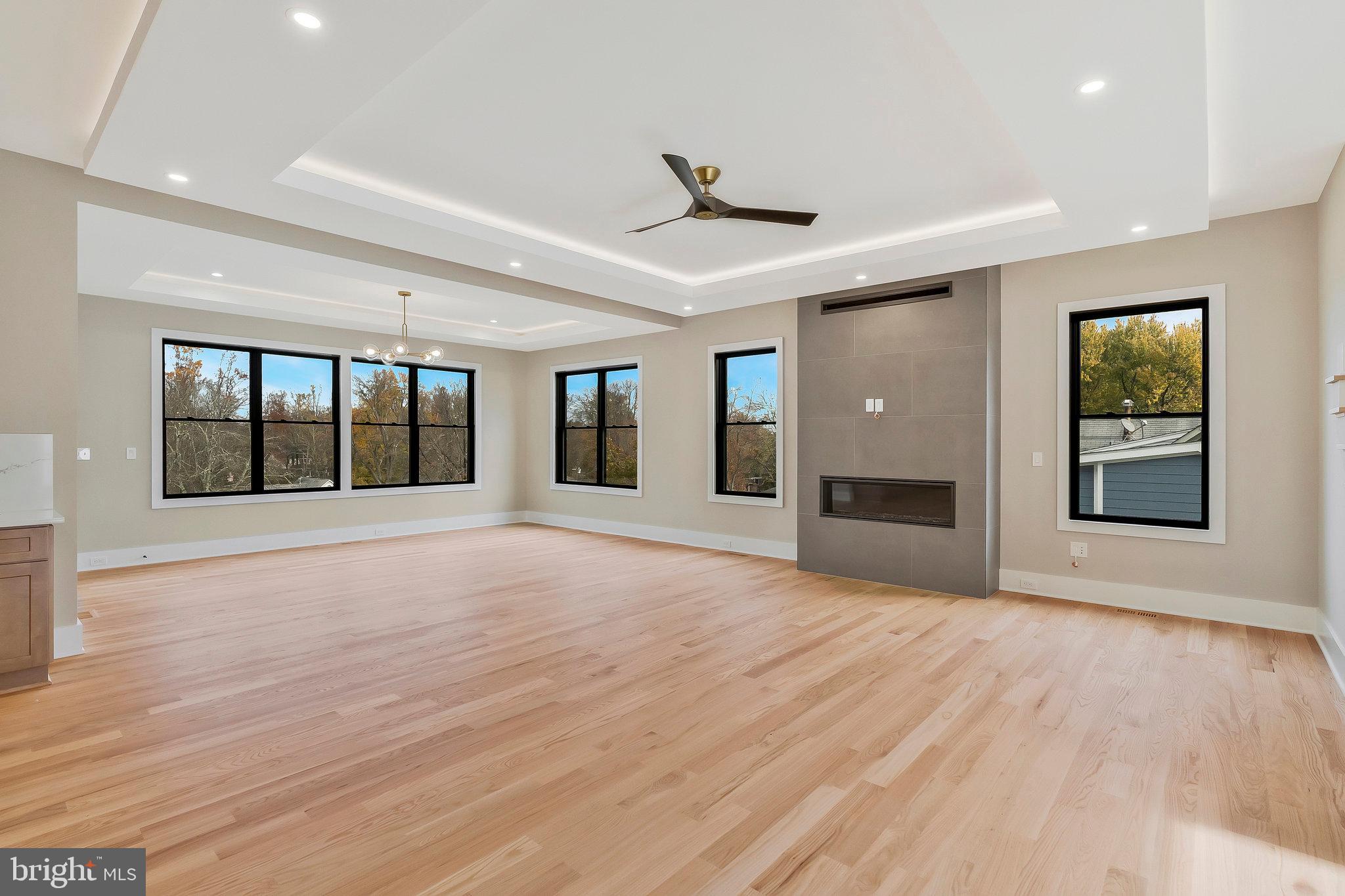 FOXHALL - Residential