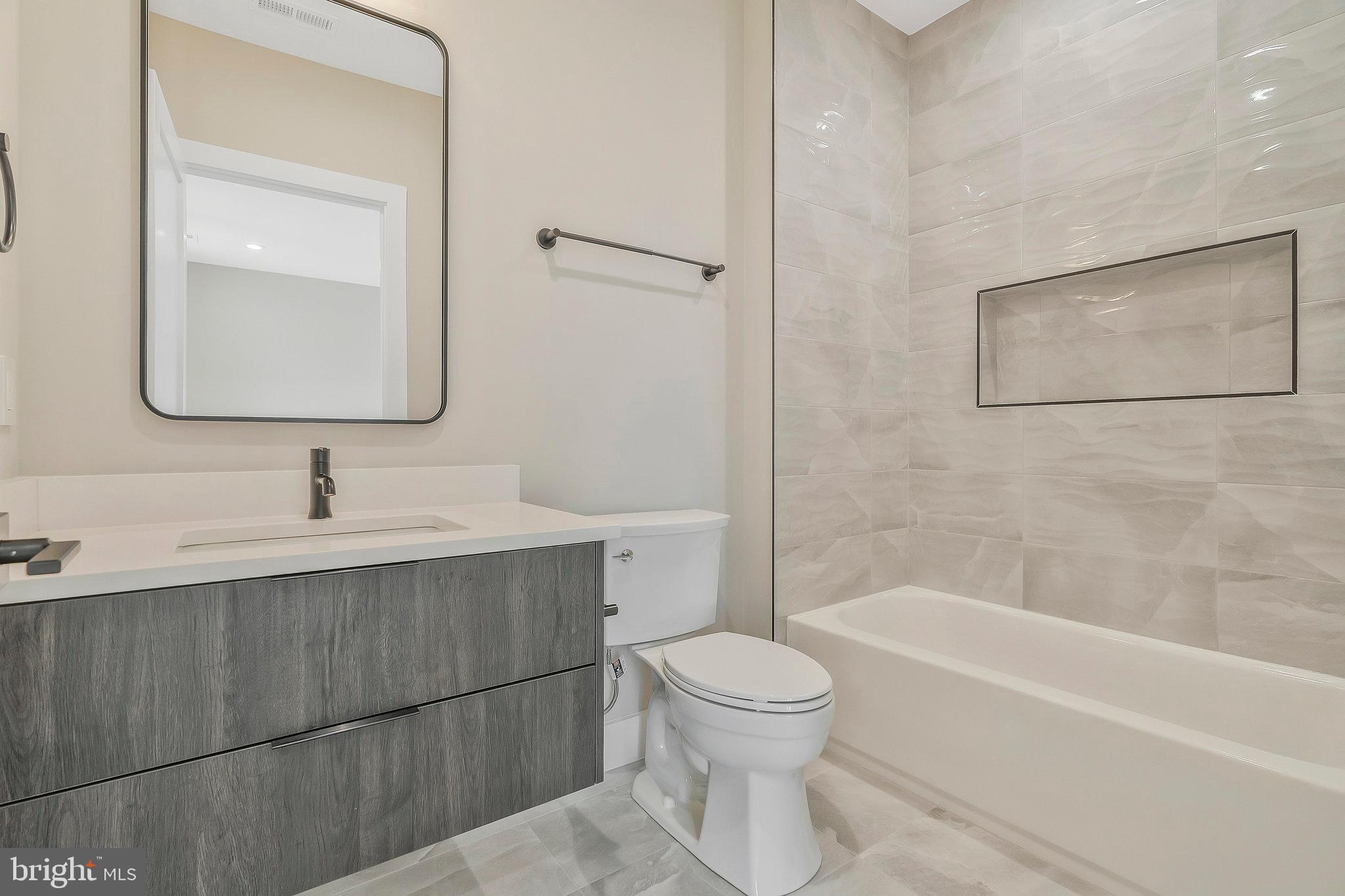 FOXHALL - Residential