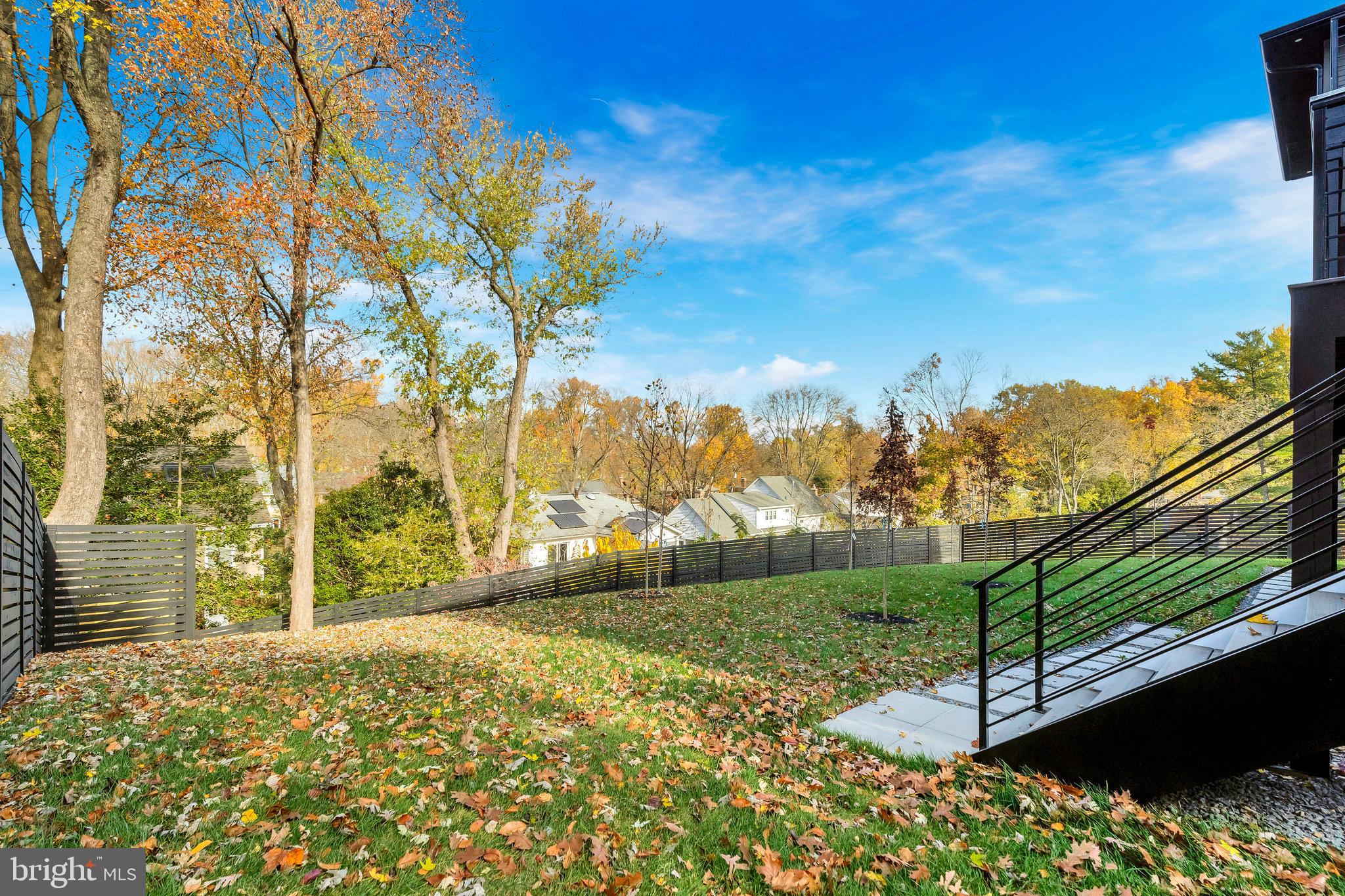 FOXHALL - Residential