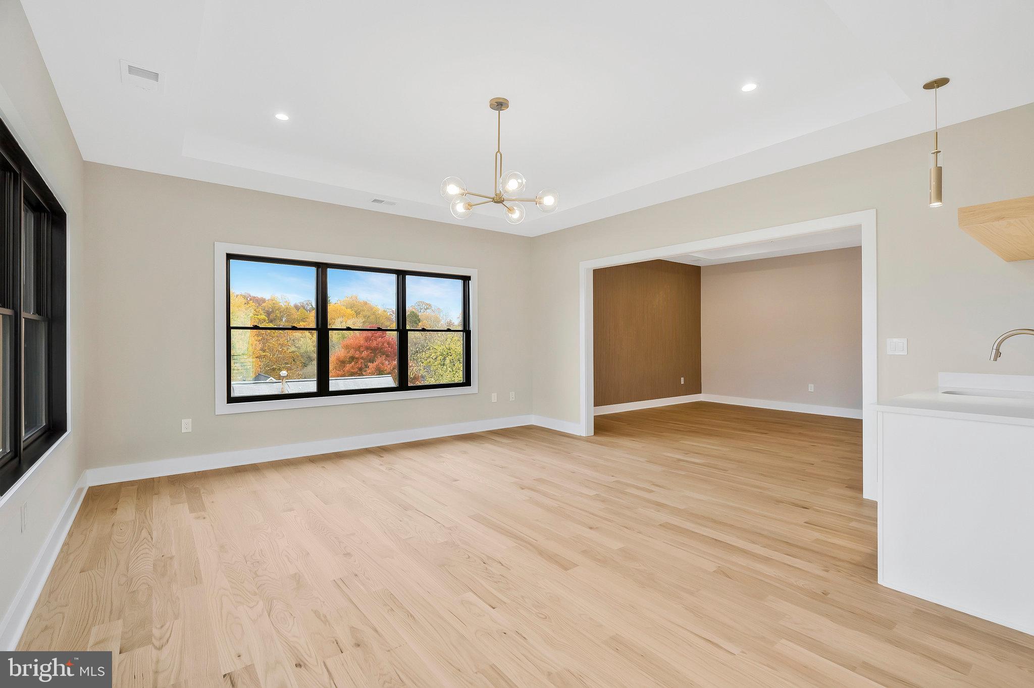 FOXHALL - Residential