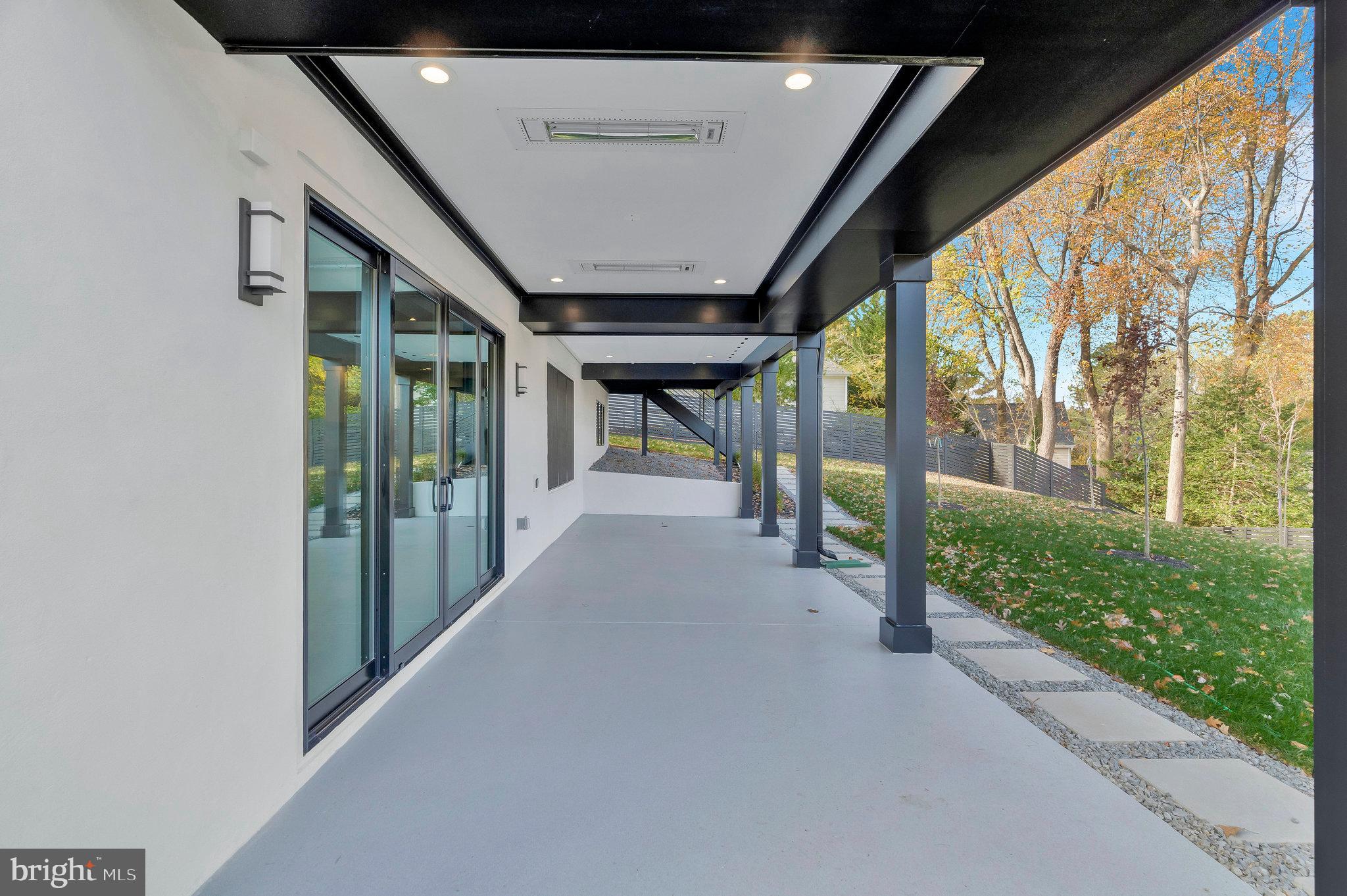 FOXHALL - Residential