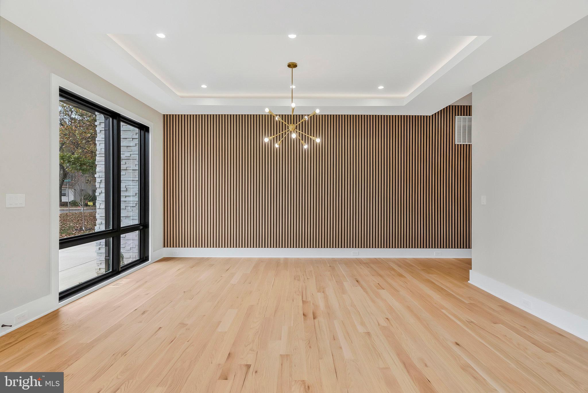 FOXHALL - Residential