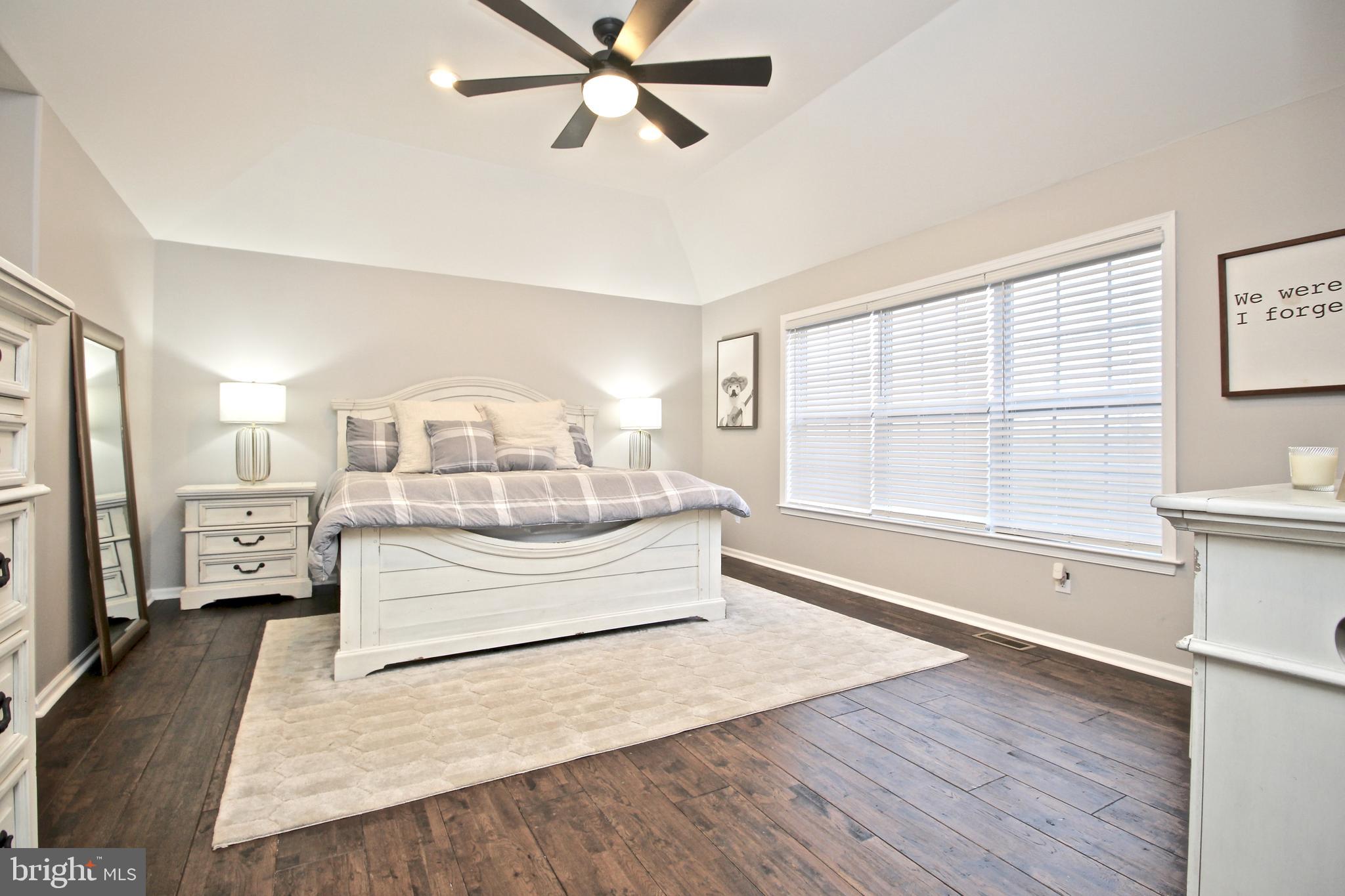 AUBURN HILLS - Residential