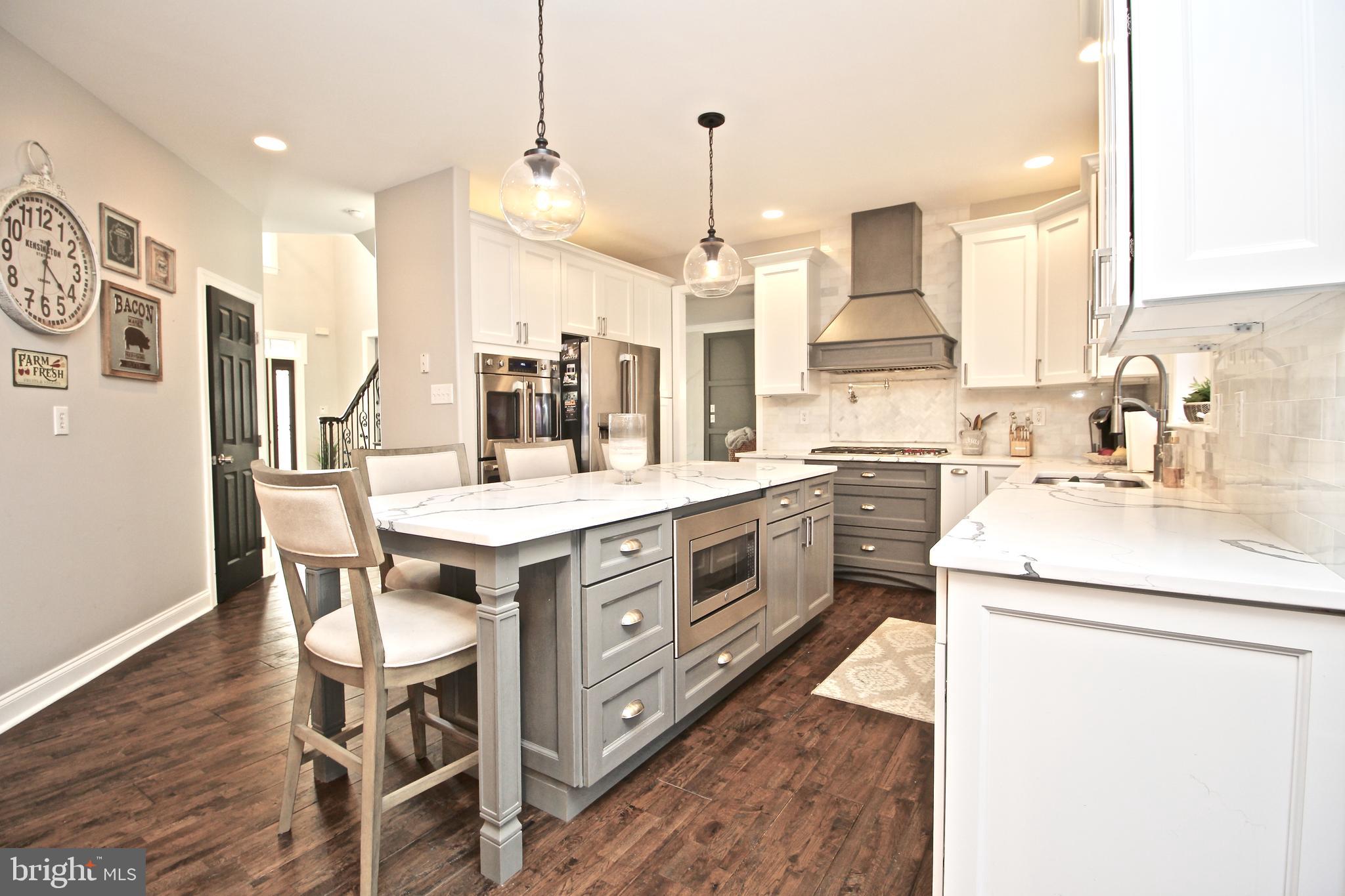 AUBURN HILLS - Residential