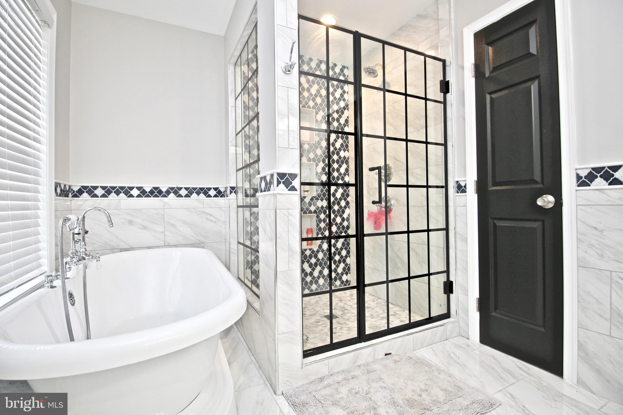 AUBURN HILLS - Residential