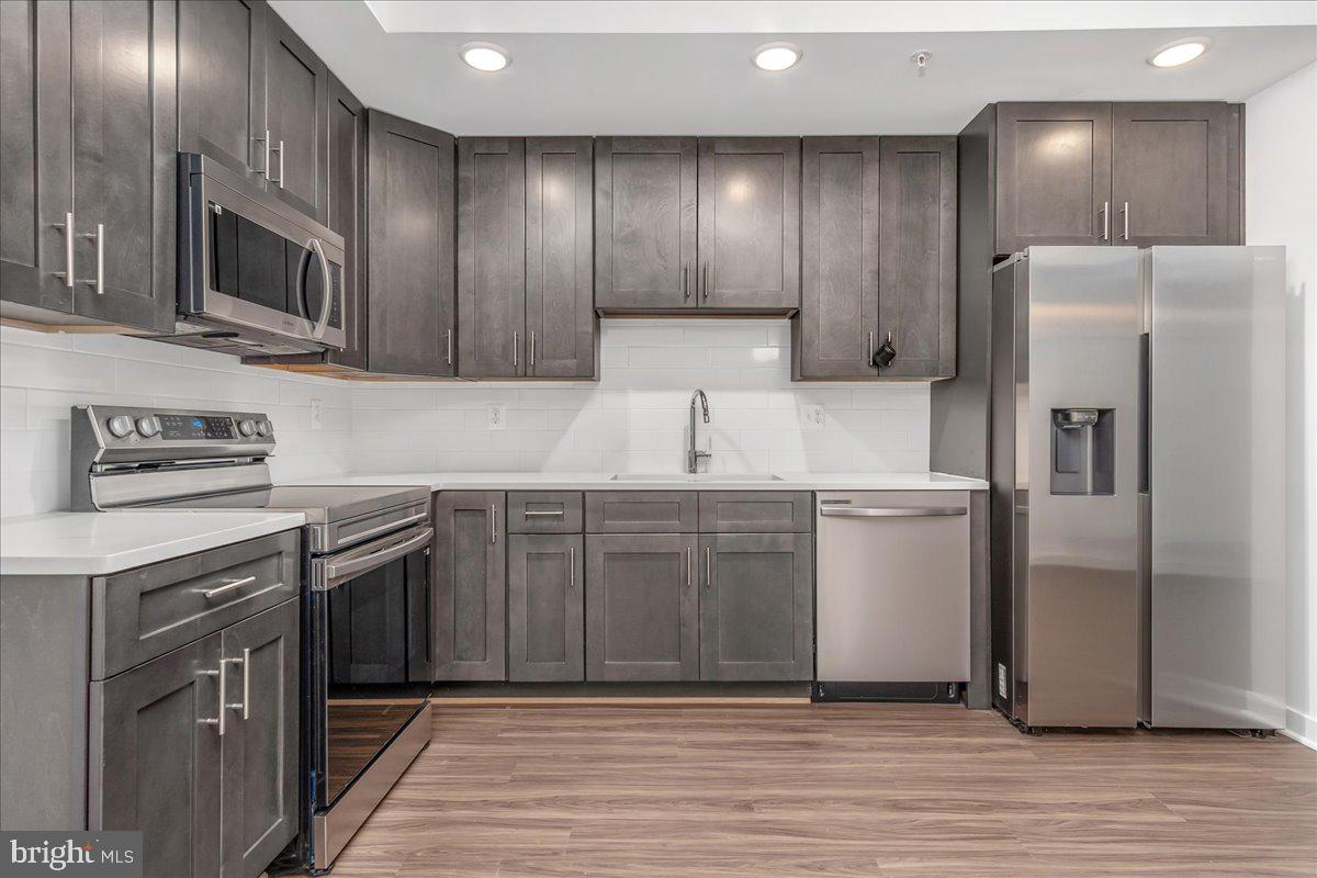 GAMBRILL GLENN - Residential