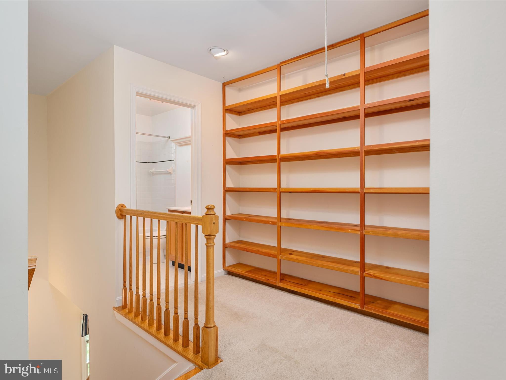 WINDMILL HILL ESTATES - Residential