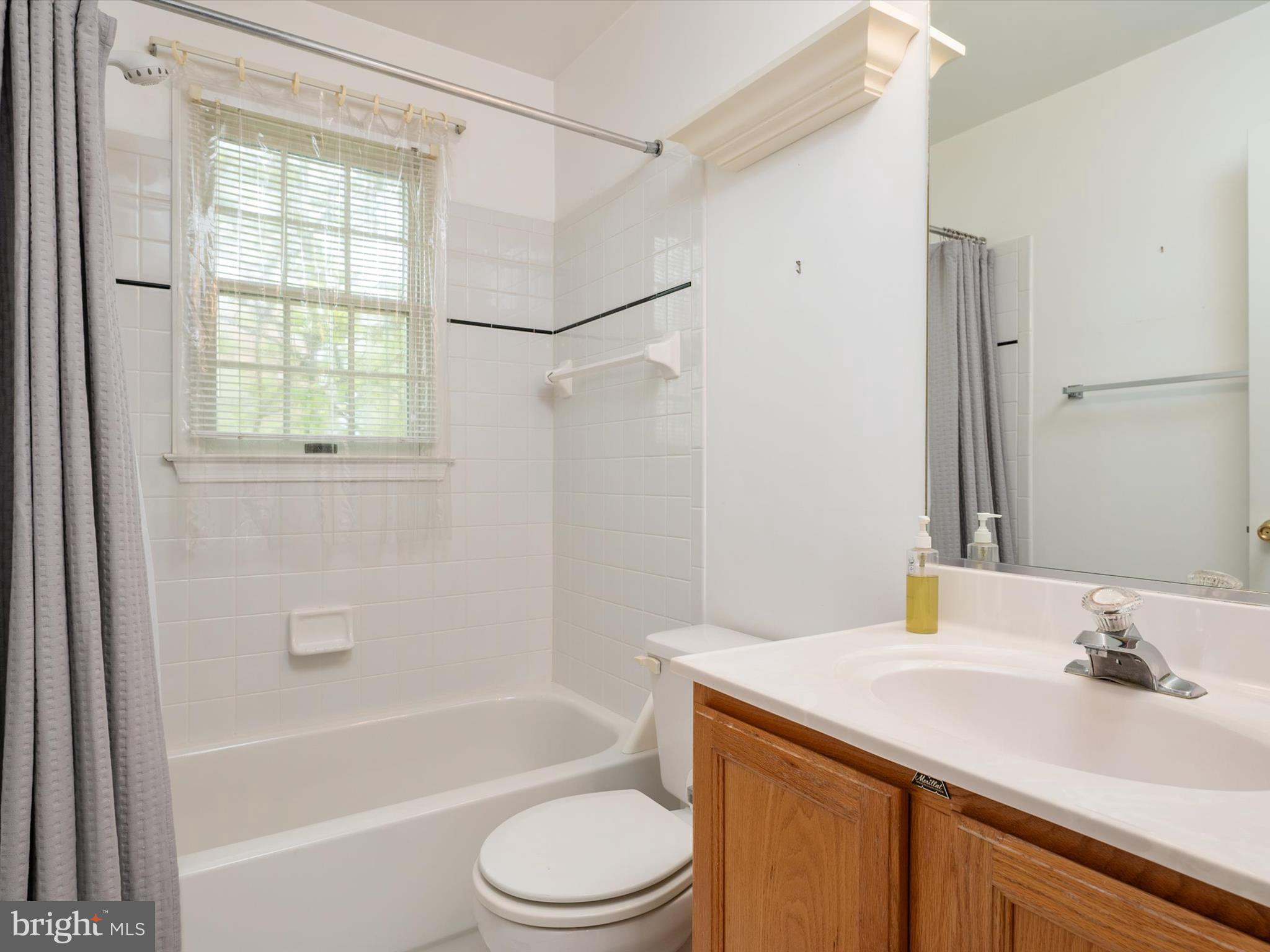WINDMILL HILL ESTATES - Residential