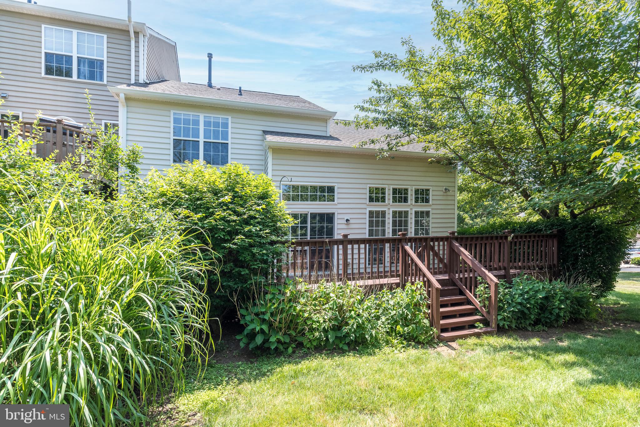 32 ADDISON COURT