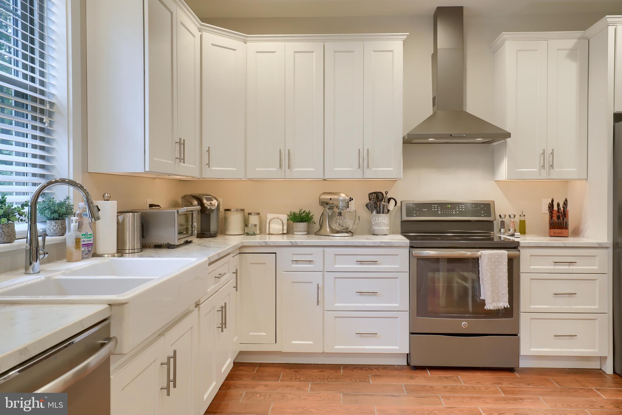 WINDING WAY ESTATES - Residential