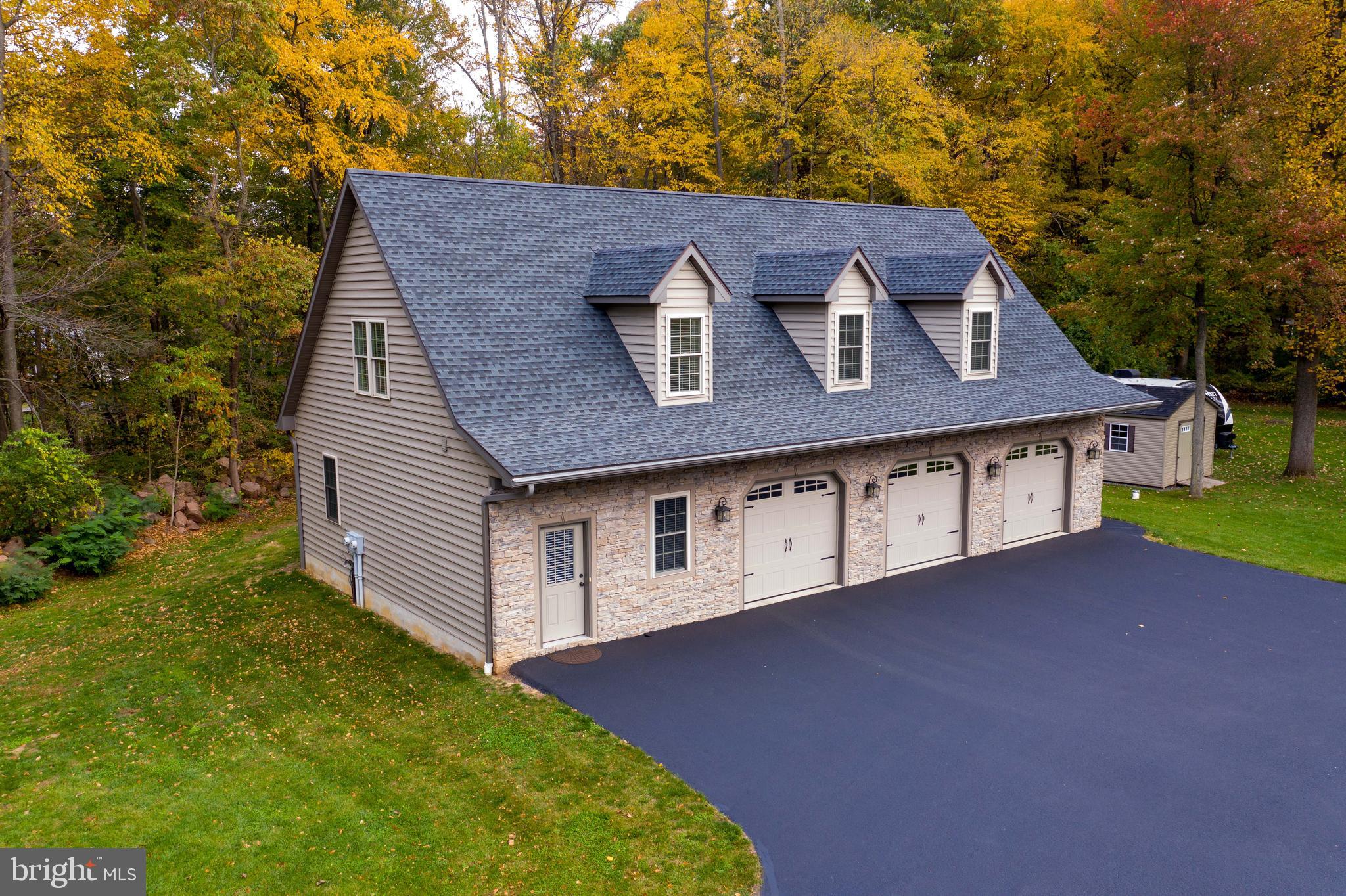 WINDING WAY ESTATES - Residential