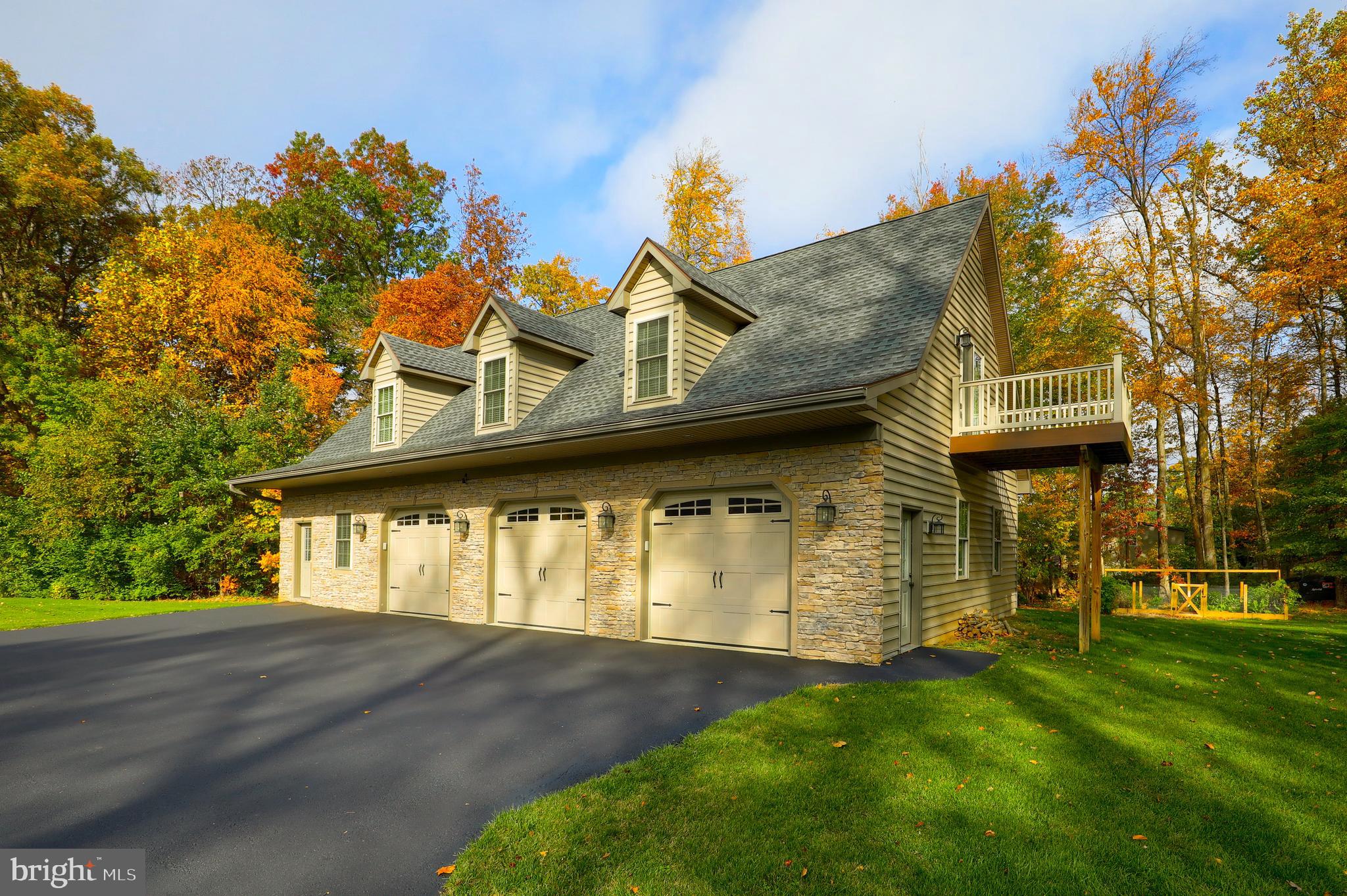 WINDING WAY ESTATES - Residential