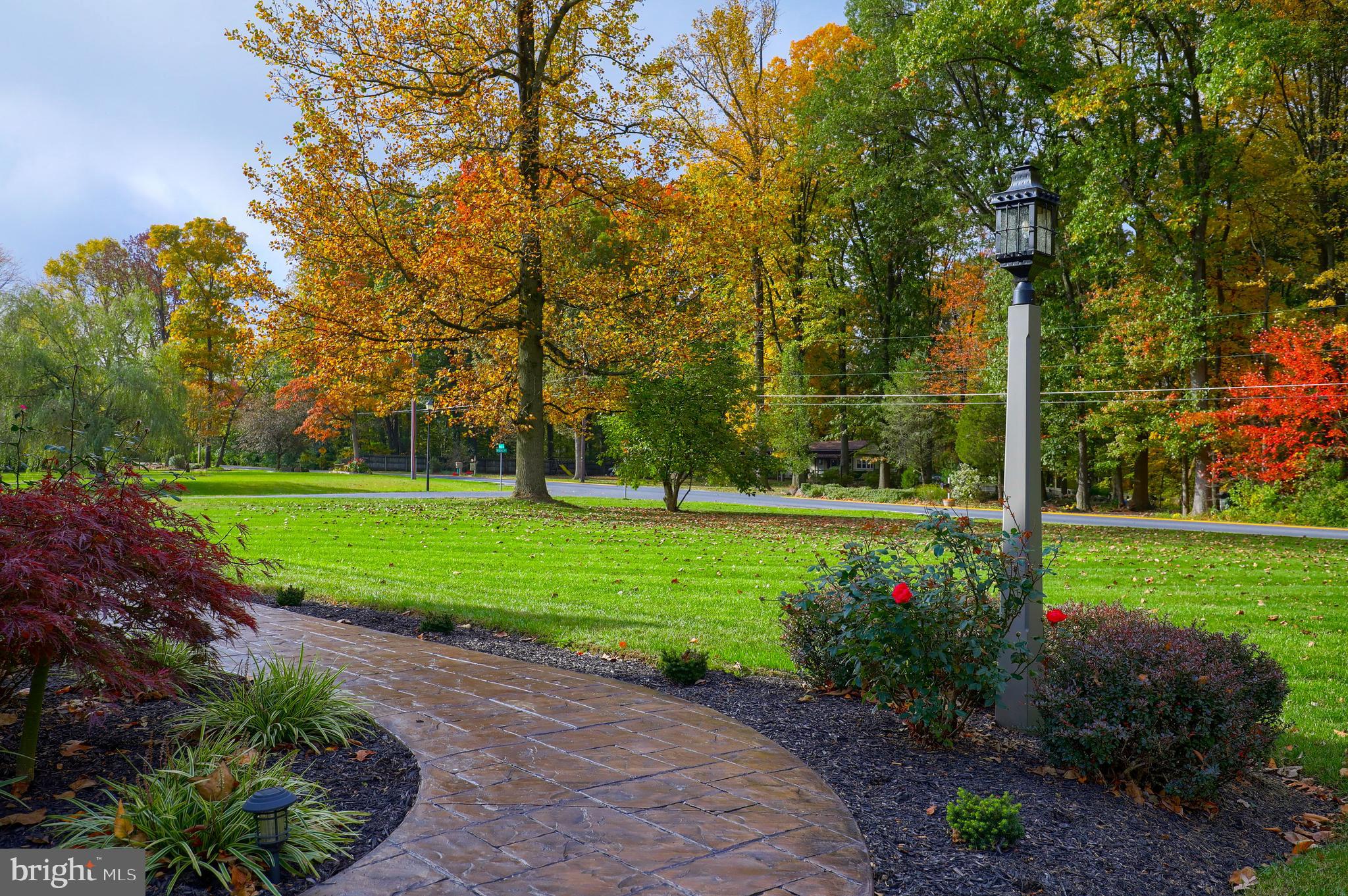 WINDING WAY ESTATES - Residential