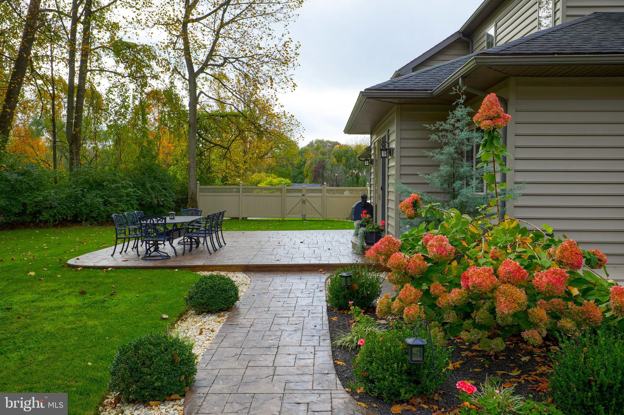 WINDING WAY ESTATES - Residential