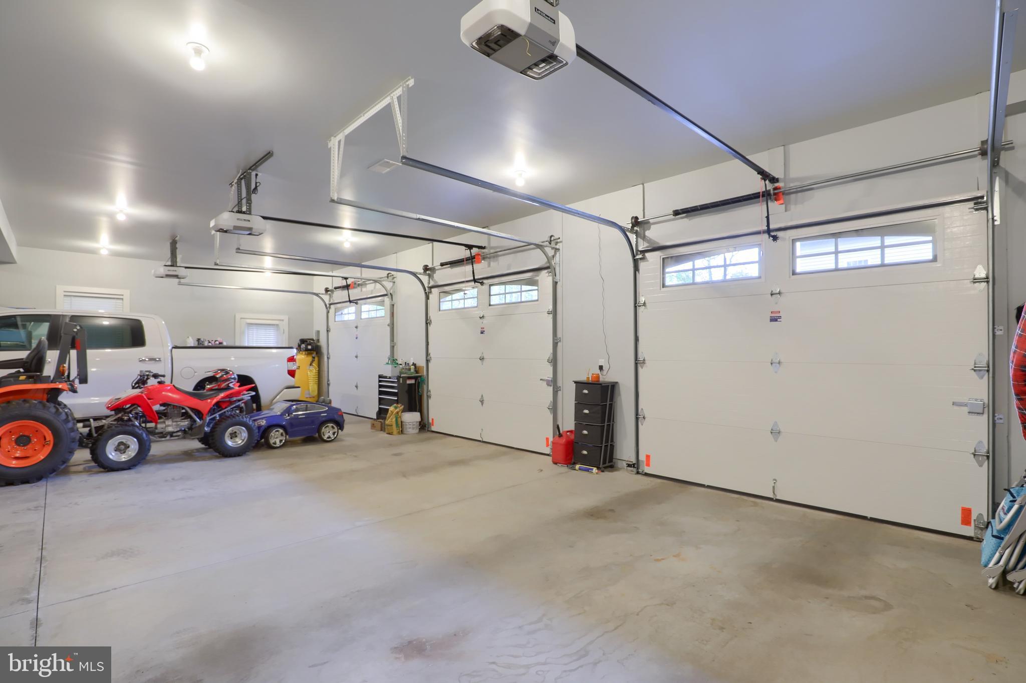 WINDING WAY ESTATES - Residential