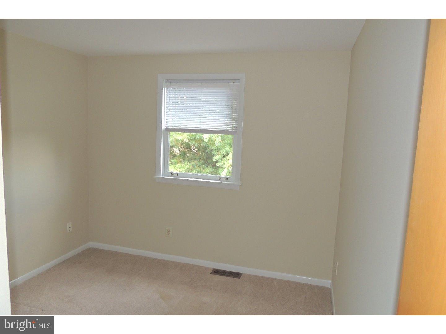 WOODLARK FARM - Residential