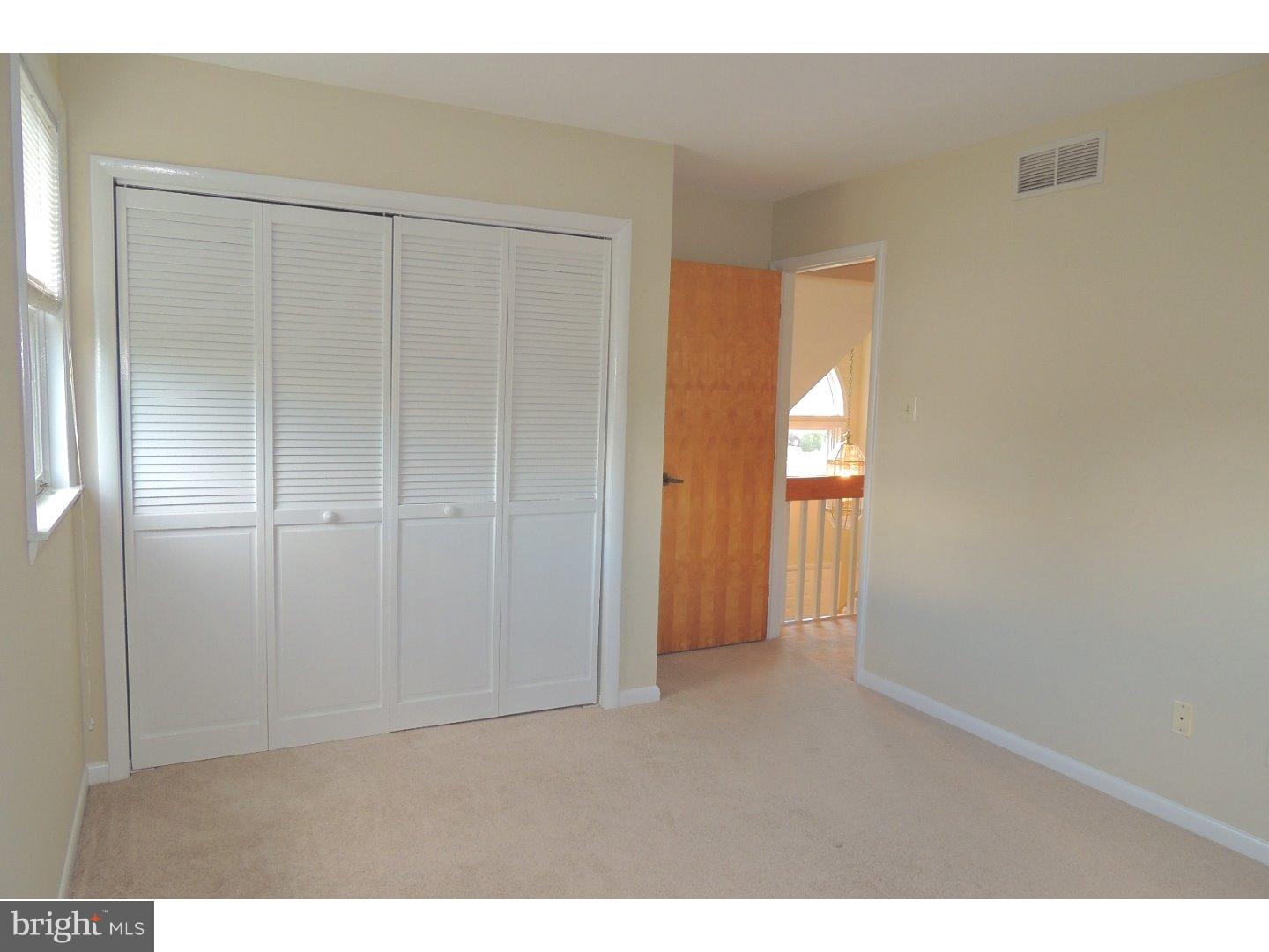 WOODLARK FARM - Residential