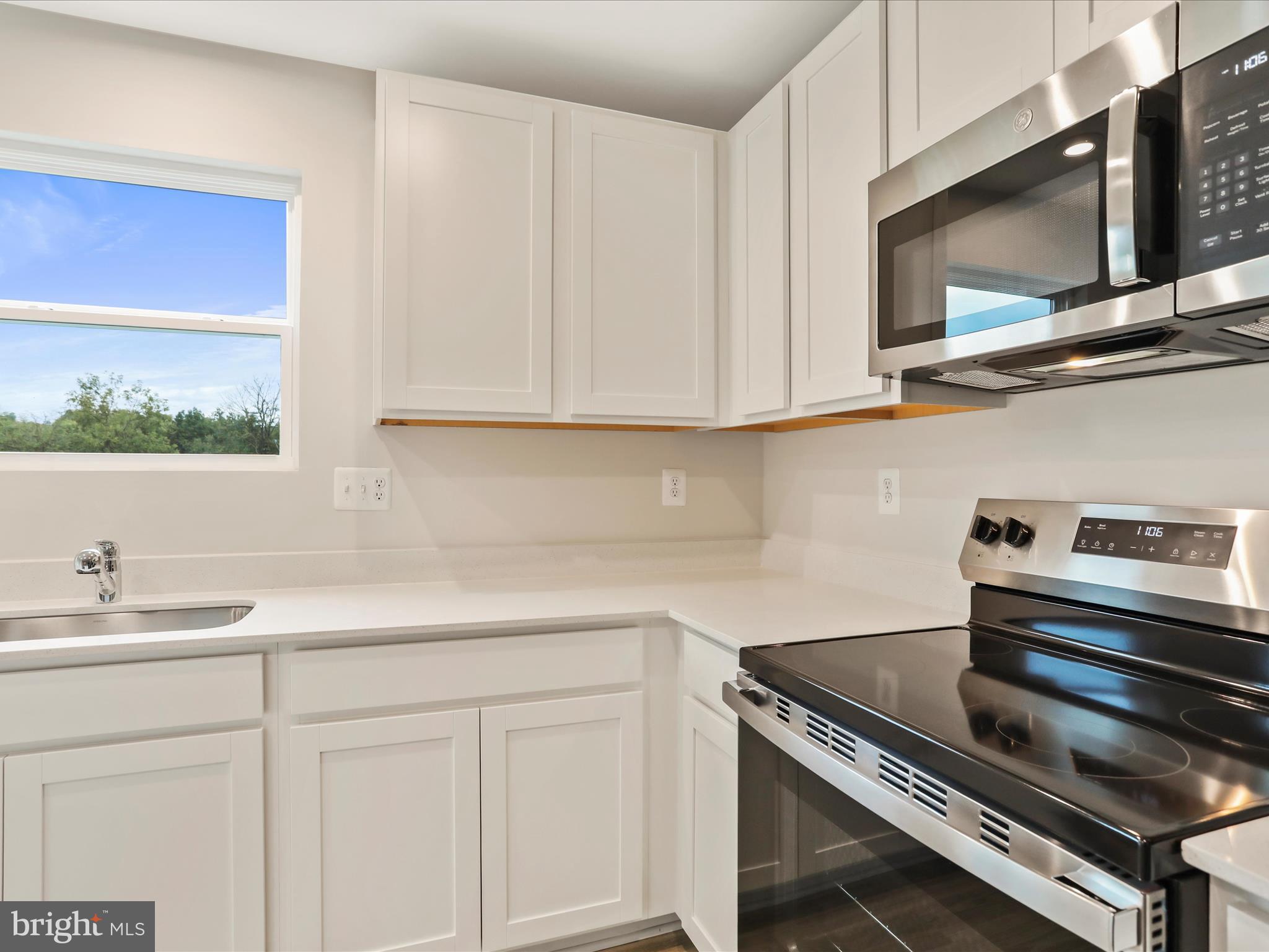 STONE SPRING - Residential Lease