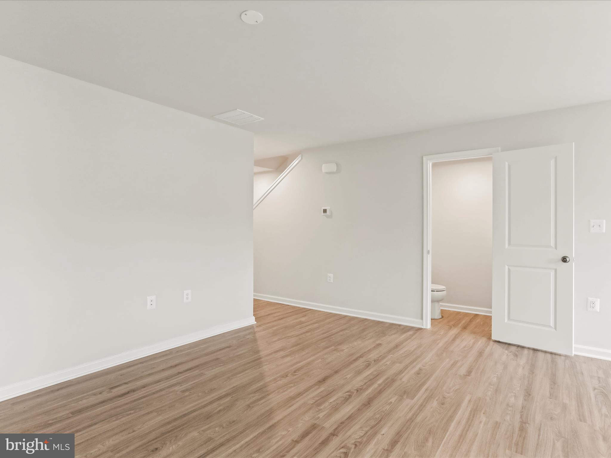 STONE SPRING - Residential Lease