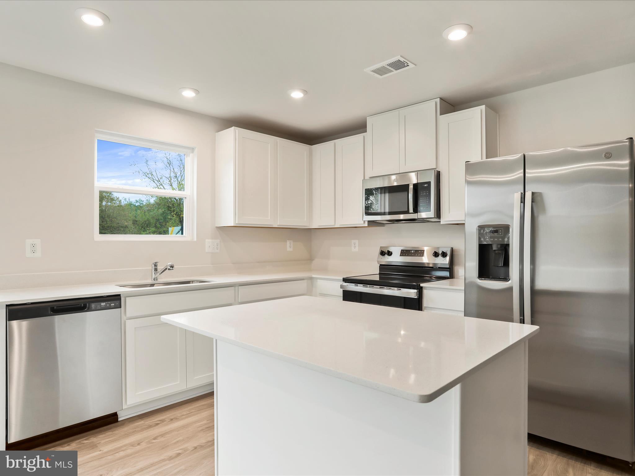 STONE SPRING - Residential Lease