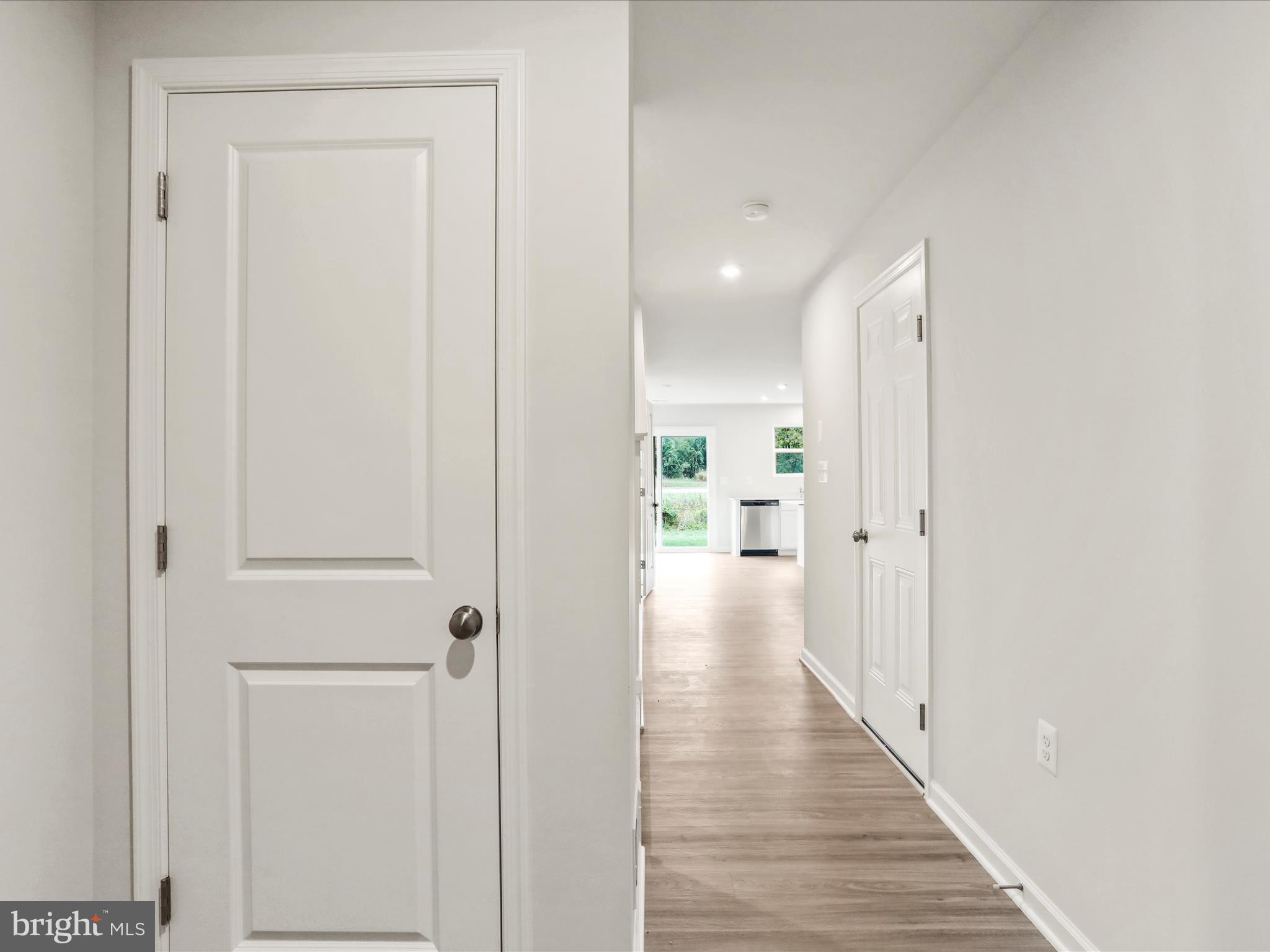 STONE SPRING - Residential Lease