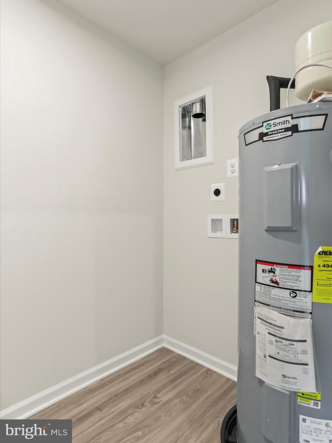 STONE SPRING - Residential Lease