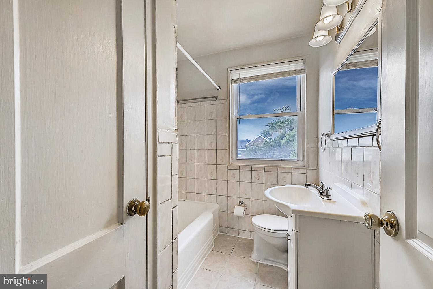 WEST EDMONDALE - Residential