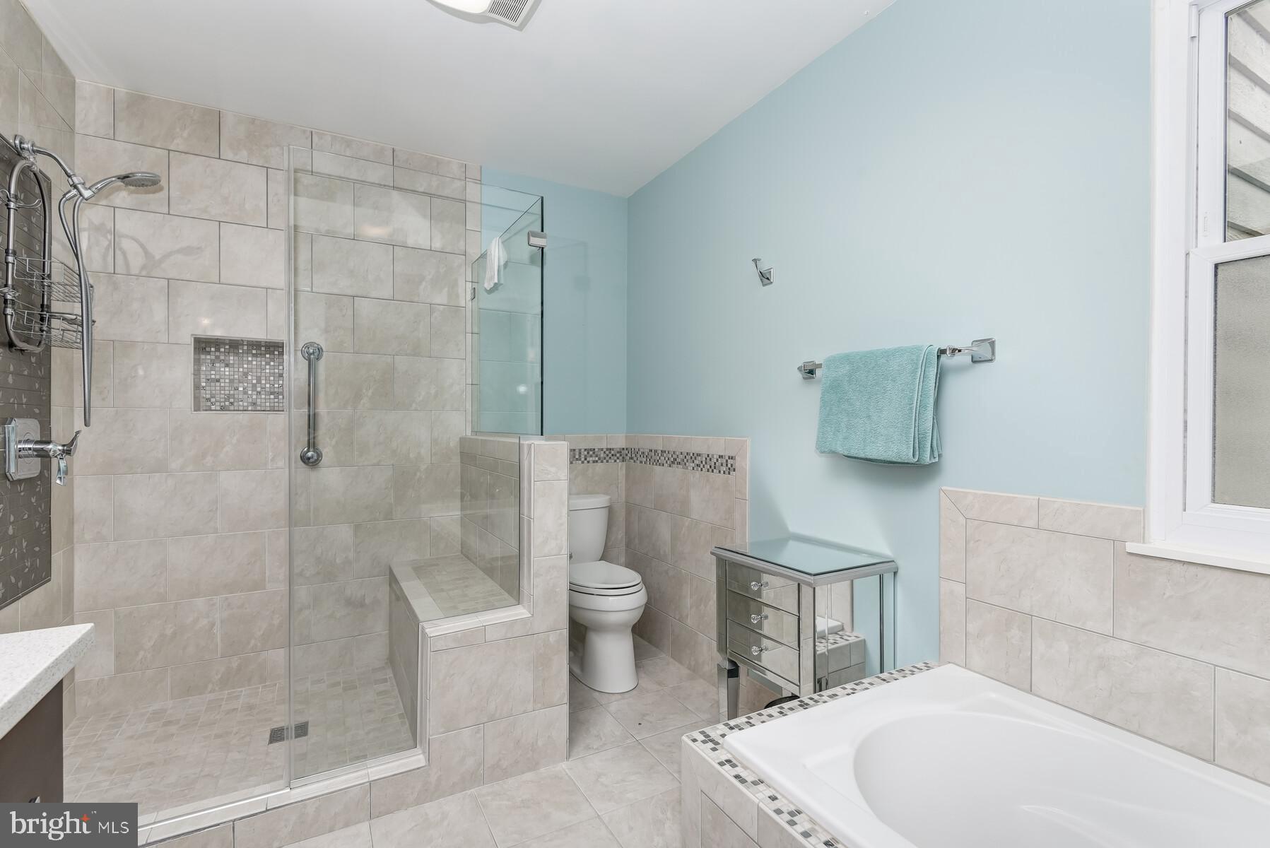 KINGS CONTRIVANCE - Residential