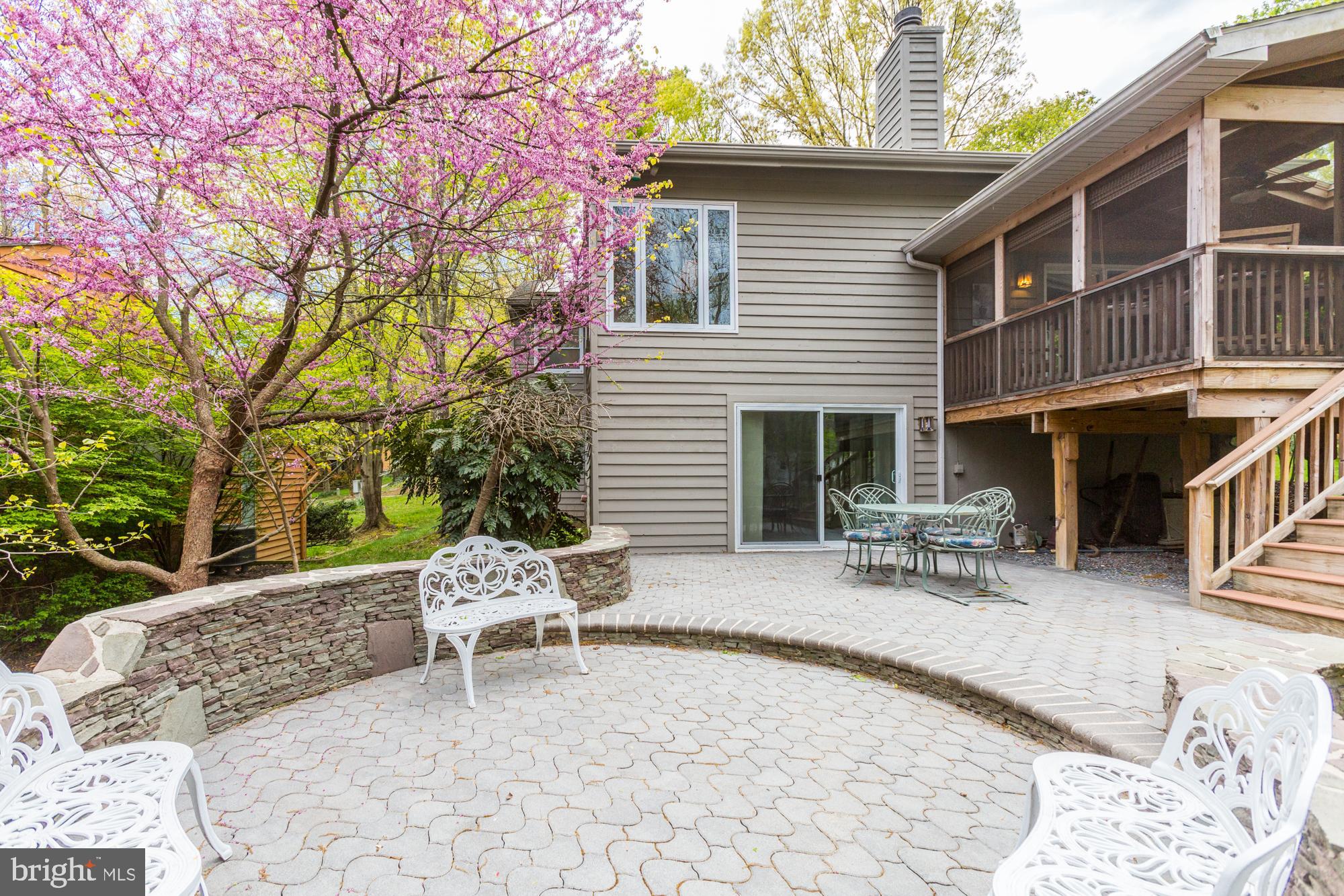 KINGS CONTRIVANCE - Residential