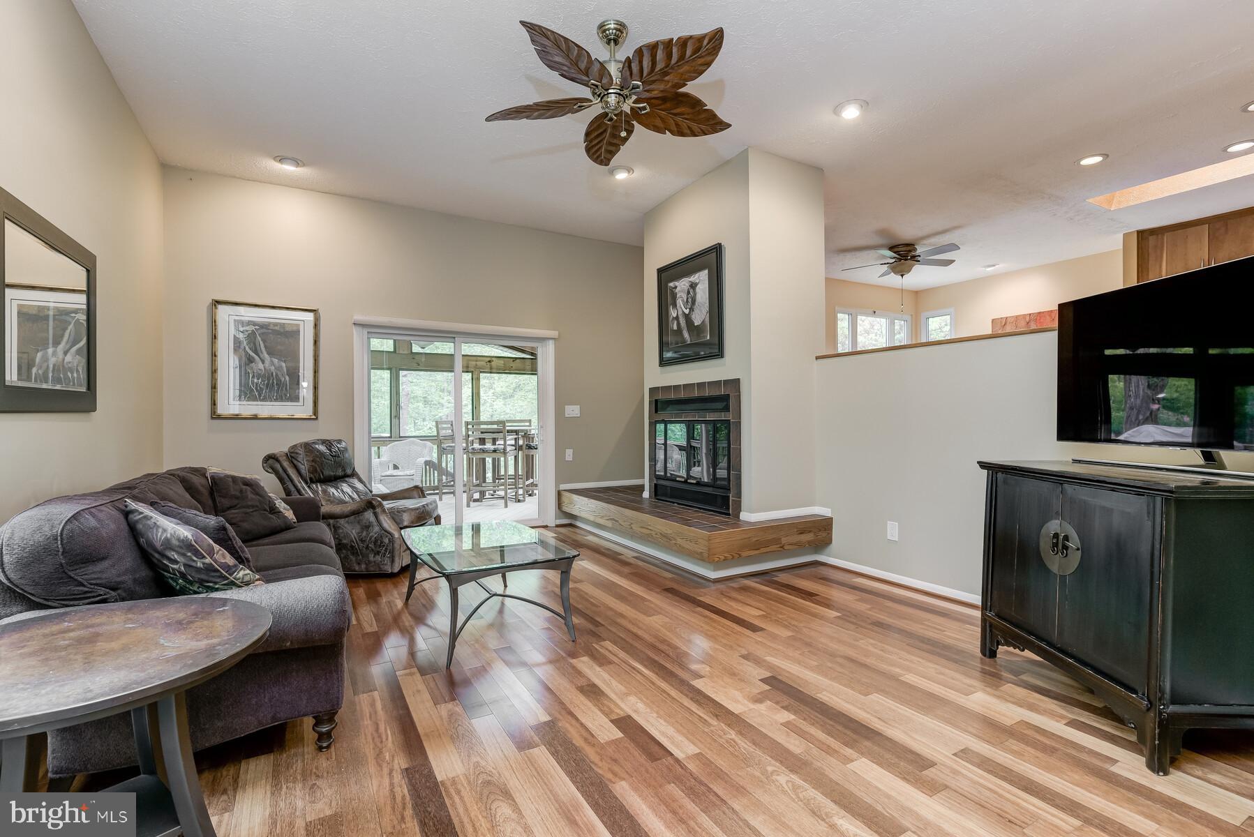 KINGS CONTRIVANCE - Residential