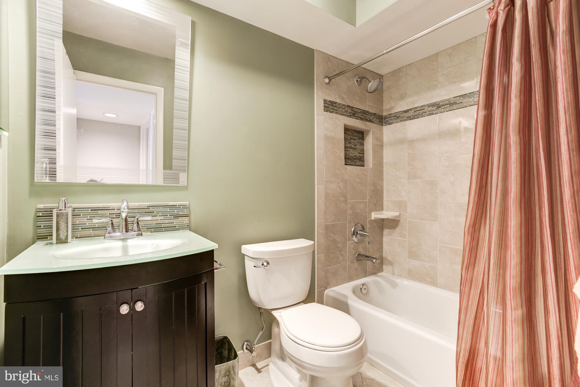 KINGS CONTRIVANCE - Residential