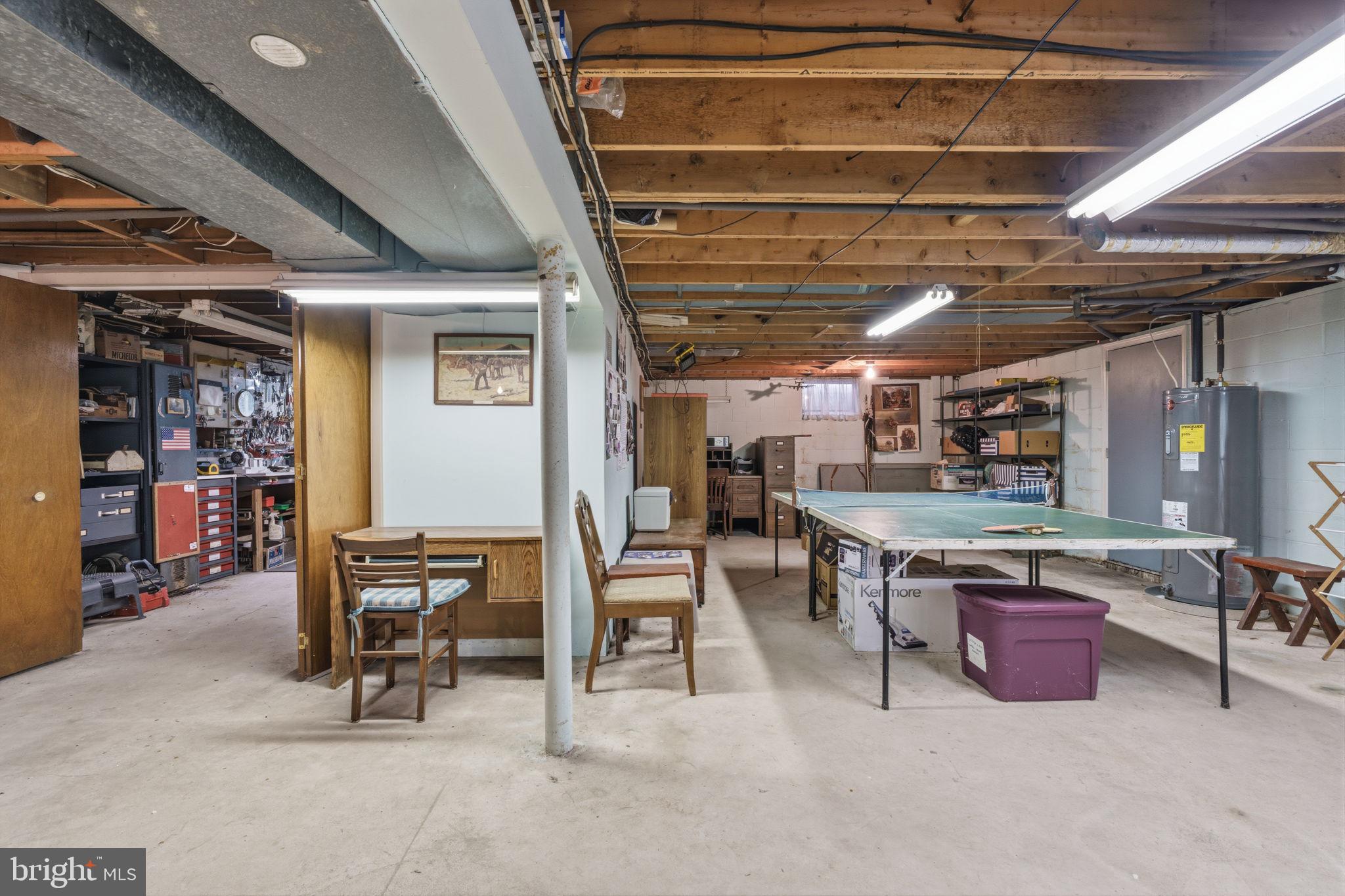 COLONIAL VIL - Residential