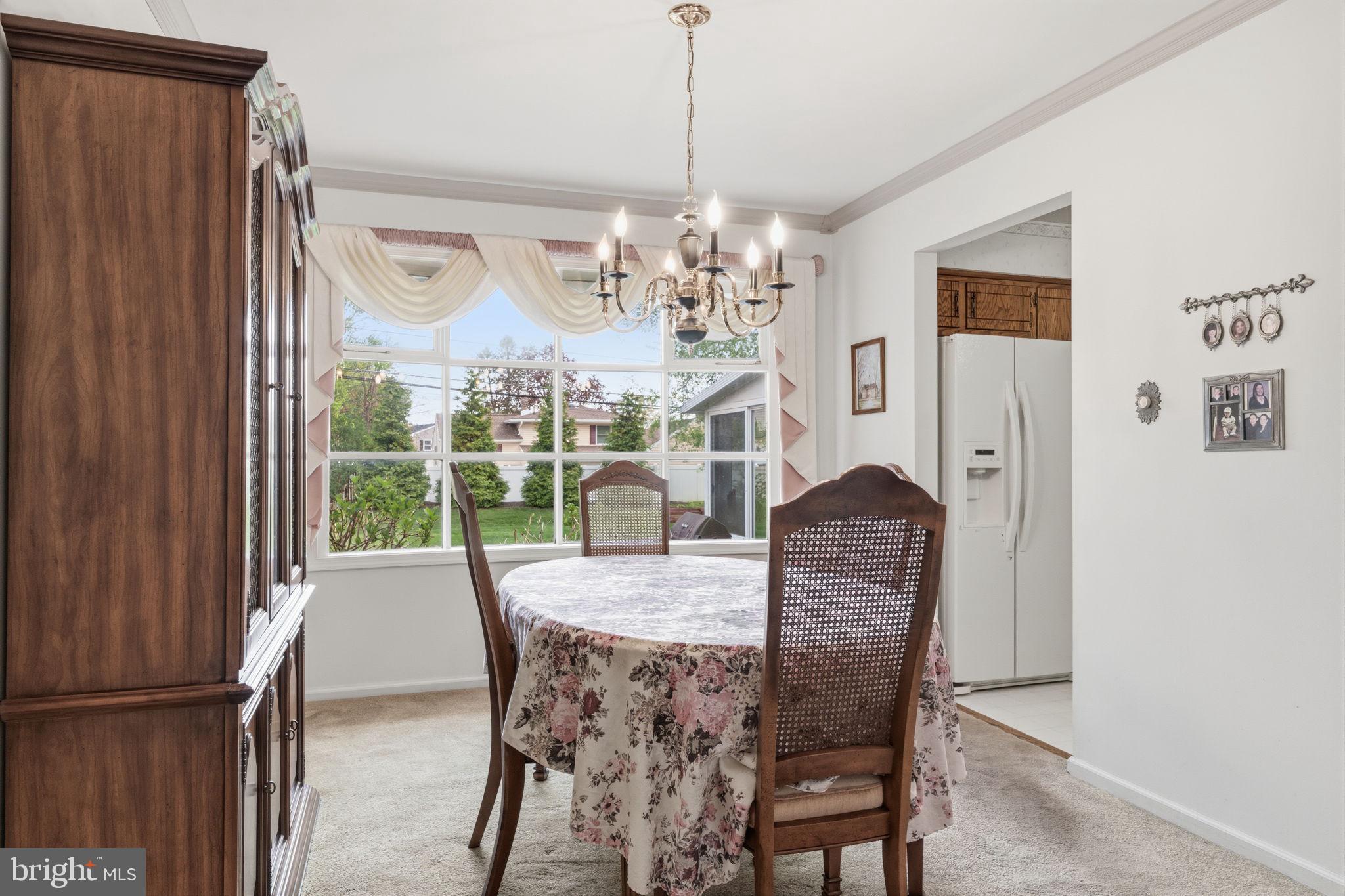 COLONIAL VIL - Residential