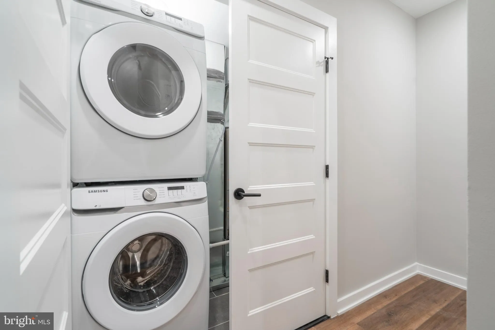 Philadelphia, Pennsylvania 19104, United States, 3 Bedrooms Bedrooms, ,3 BathroomsBathrooms,Residential,Active,10663