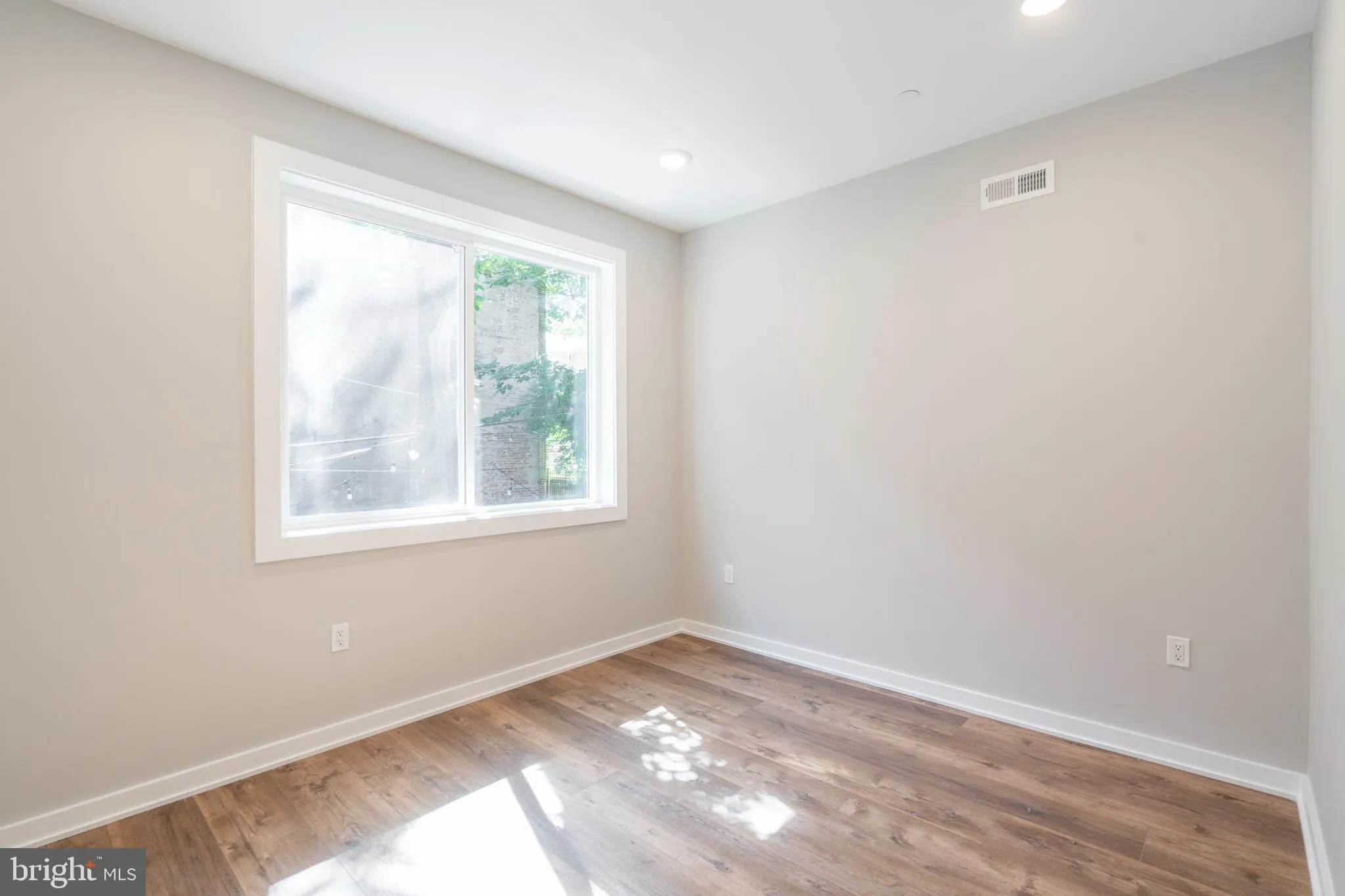 Philadelphia, Pennsylvania 19104, United States, 3 Bedrooms Bedrooms, ,3 BathroomsBathrooms,Residential,Active,10663