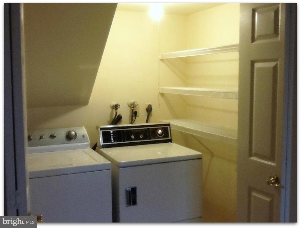 HAHN PROPERTY - Residential Lease