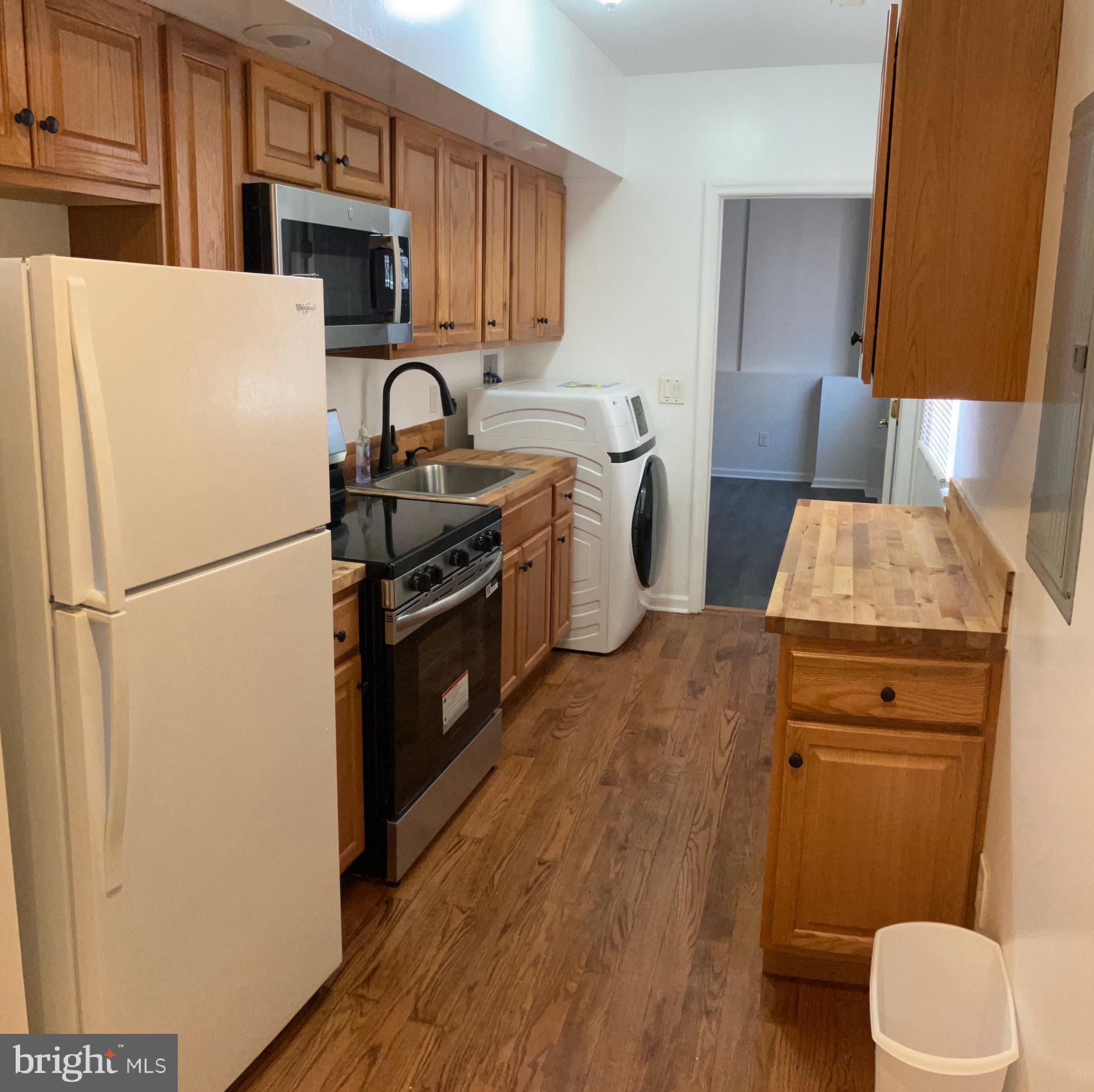 1109 S 23RD STREET 1R