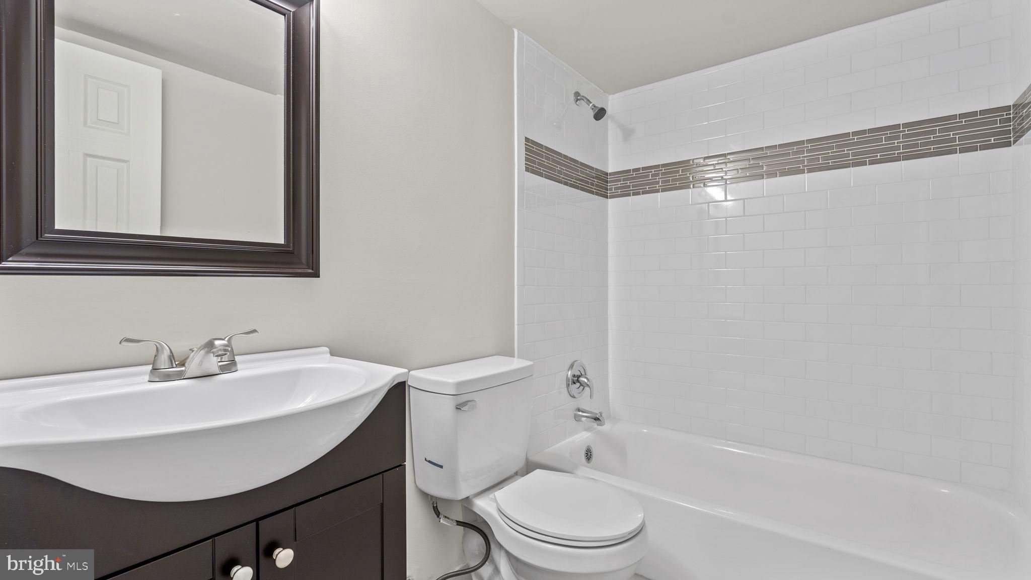 DALE CITY - Residential