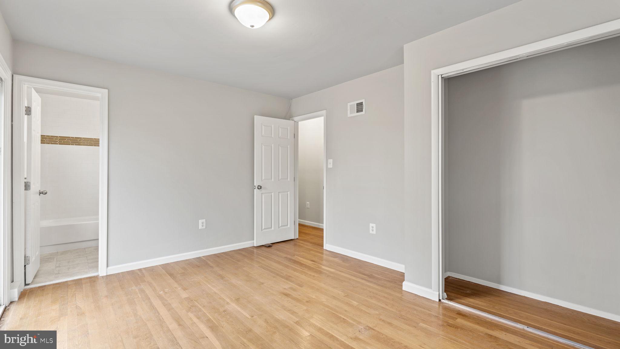 DALE CITY - Residential