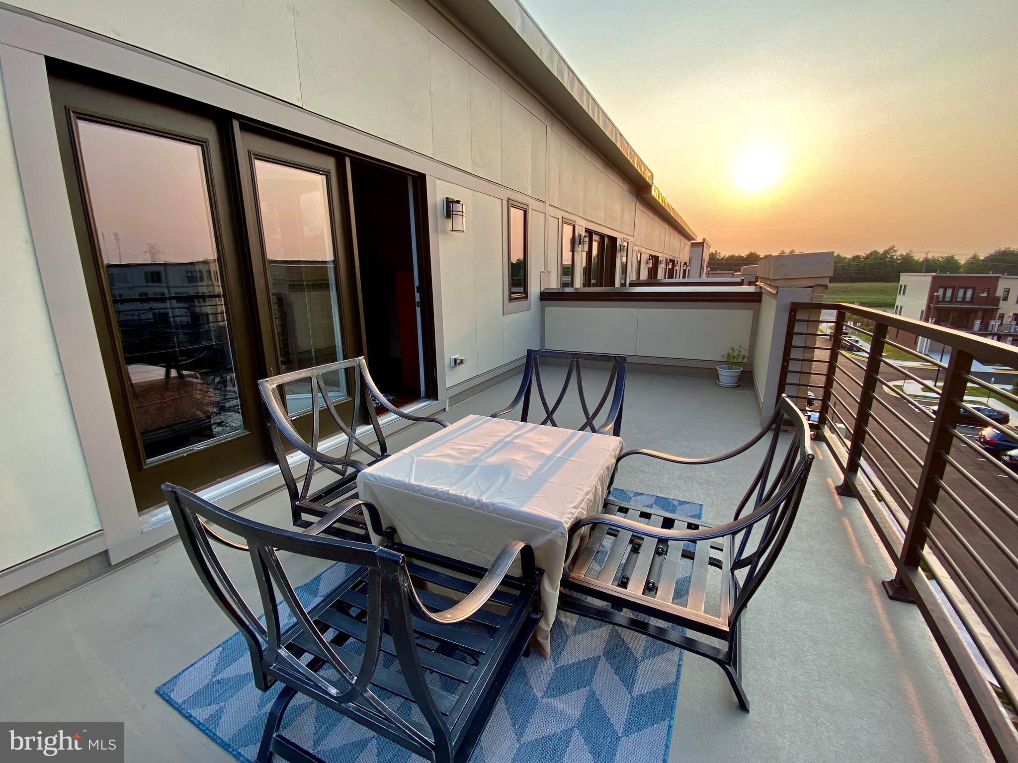 ASHBURN OVERLOOK - Residential Lease