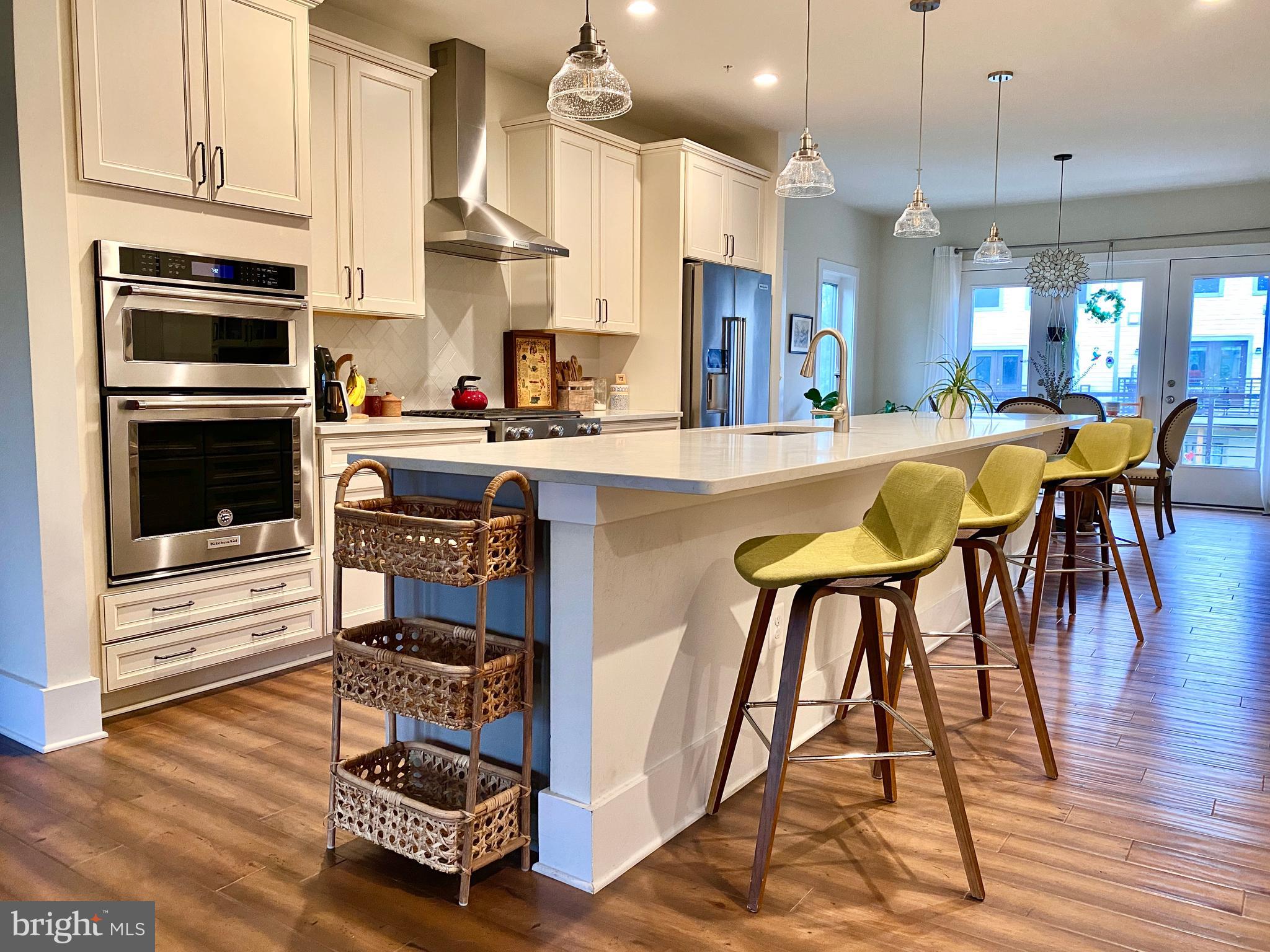 ASHBURN OVERLOOK - Residential Lease