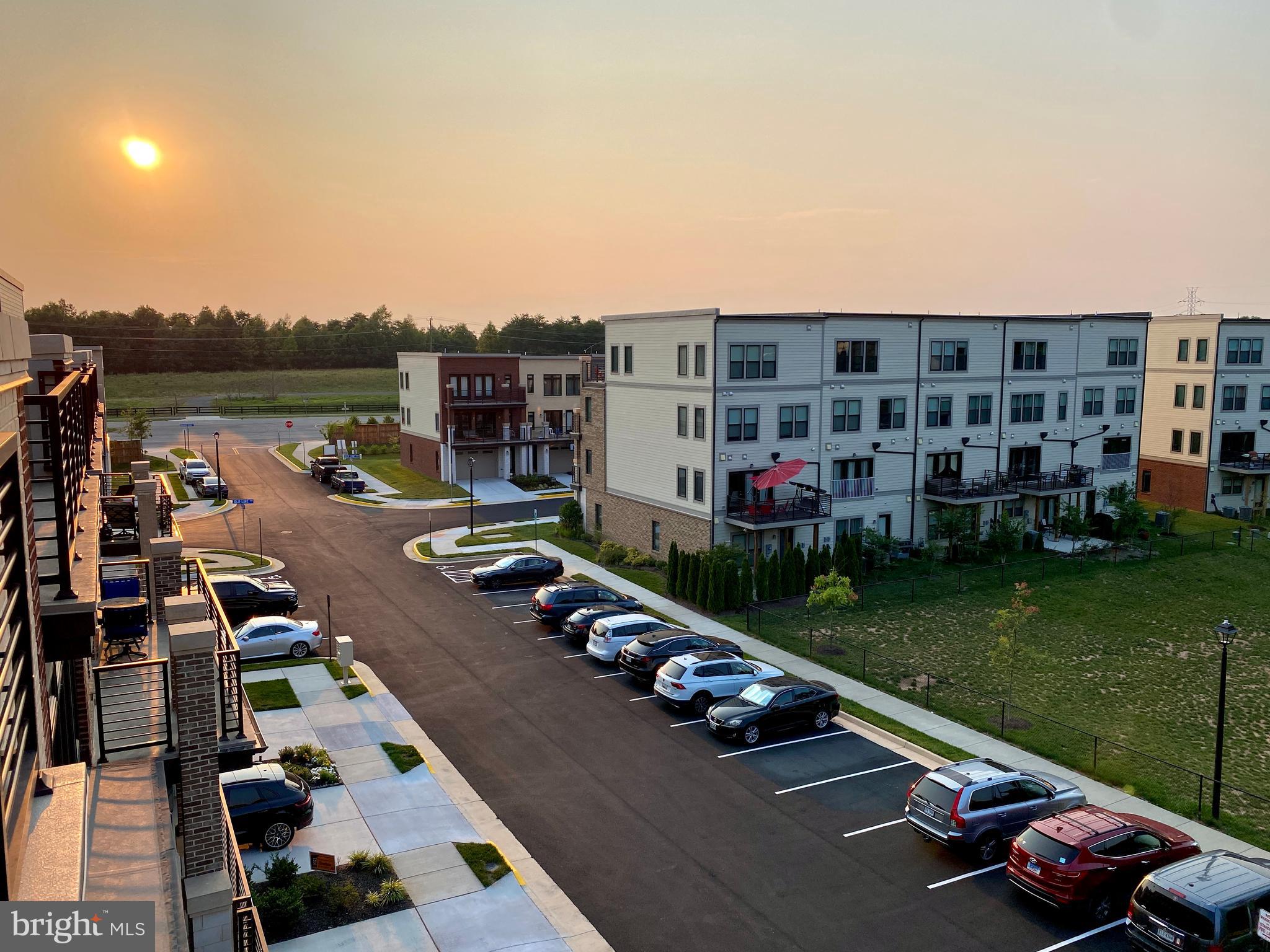 ASHBURN OVERLOOK - Residential Lease