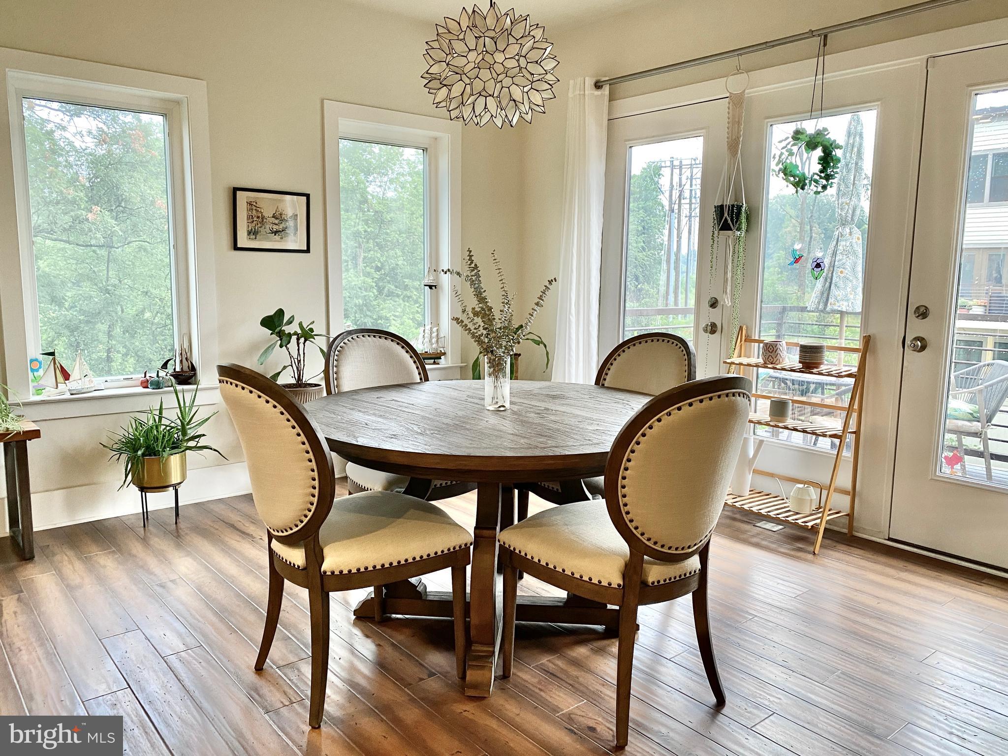 ASHBURN OVERLOOK - Residential Lease