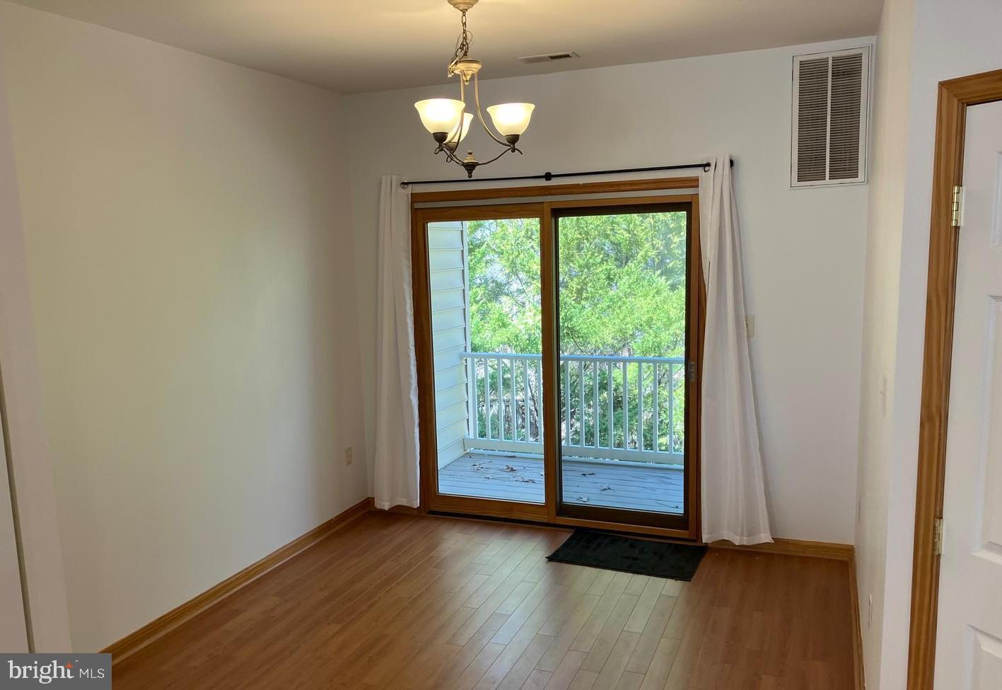 CHICKADEE CIRCLE CONDOMINIUMS - Residential Lease